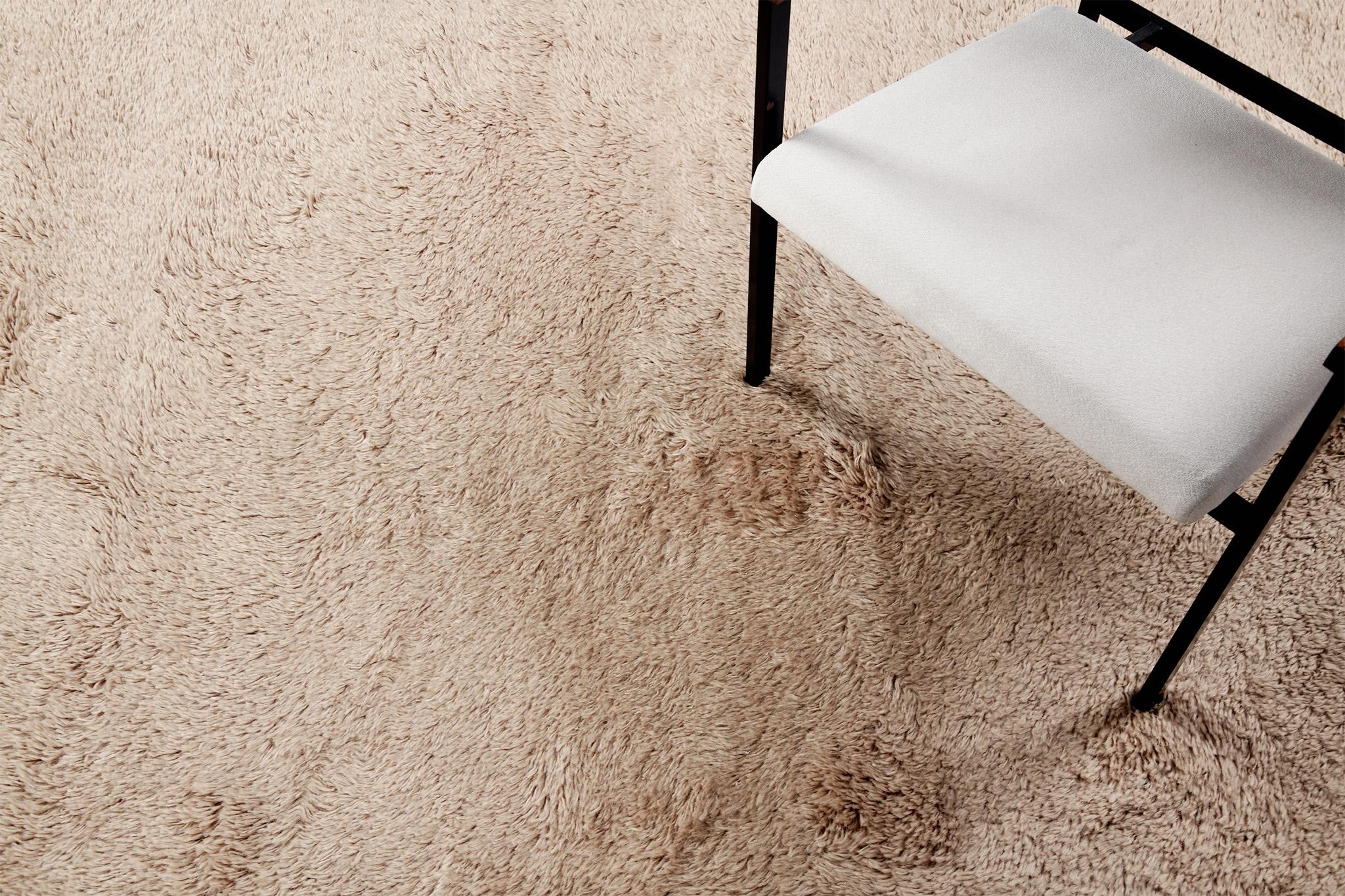 Numéro de tapis
32175
Taille
8' 2