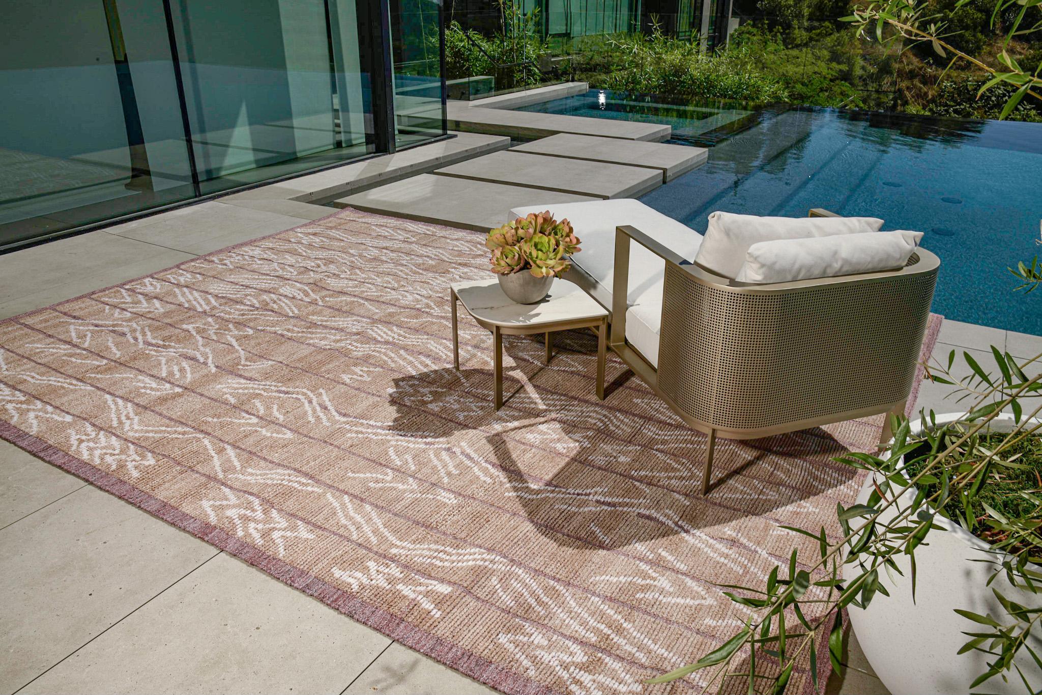 Enjoy the fresh air with Nasim, rugs that work indoors and out.

Rug Number
31444
Size
9' 3