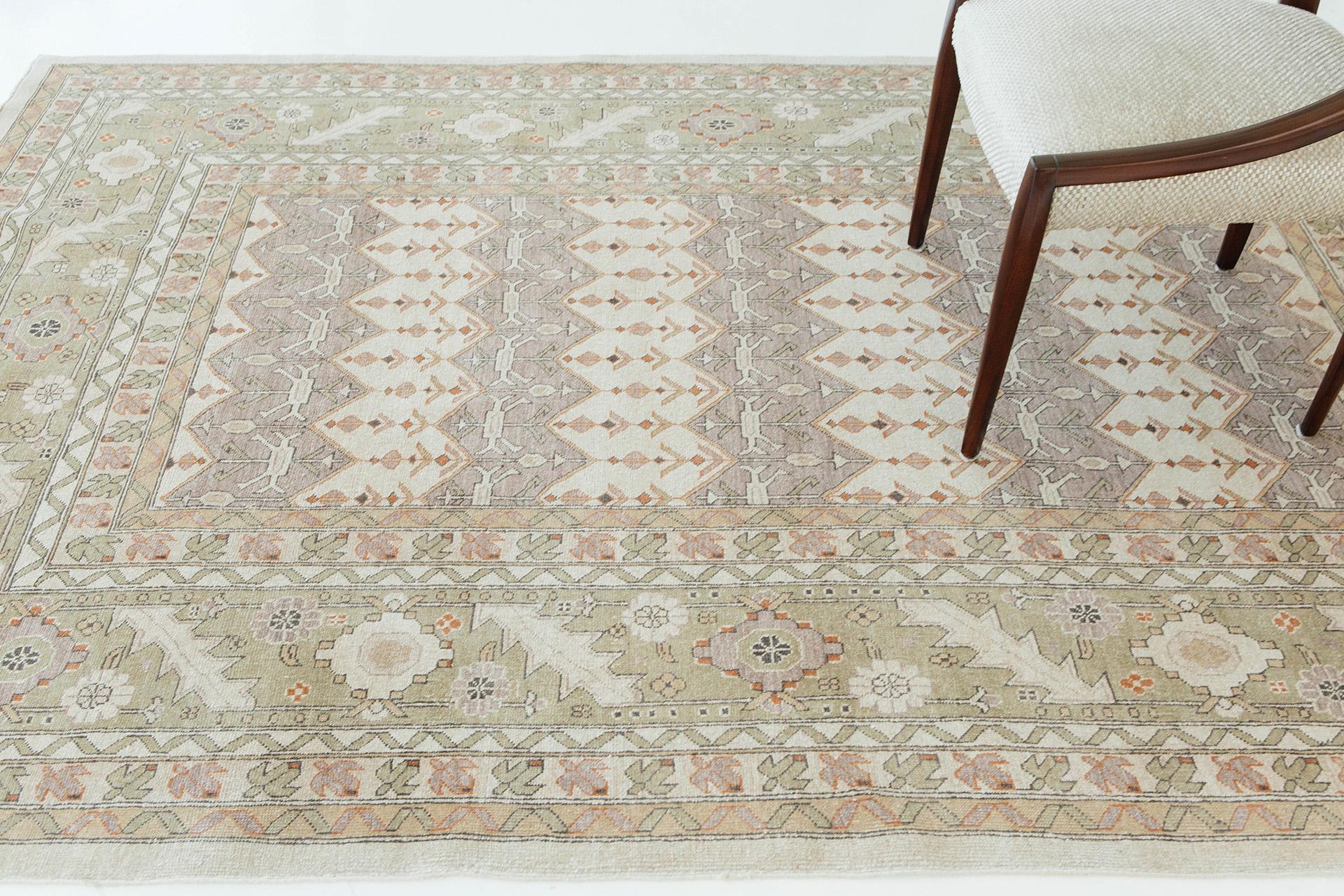 Pakistano Mehraban Rugs con tintura naturale e disegno a pannelli in stile Bakhtiari D5105 in vendita
