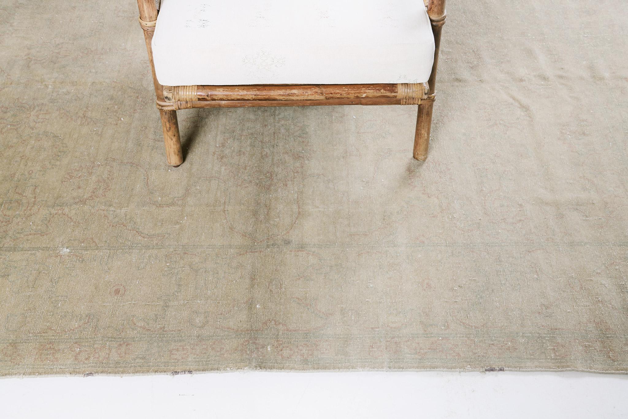 Egizio Mehraban Rugs a tintura naturale egiziano antico Agra Revival in vendita