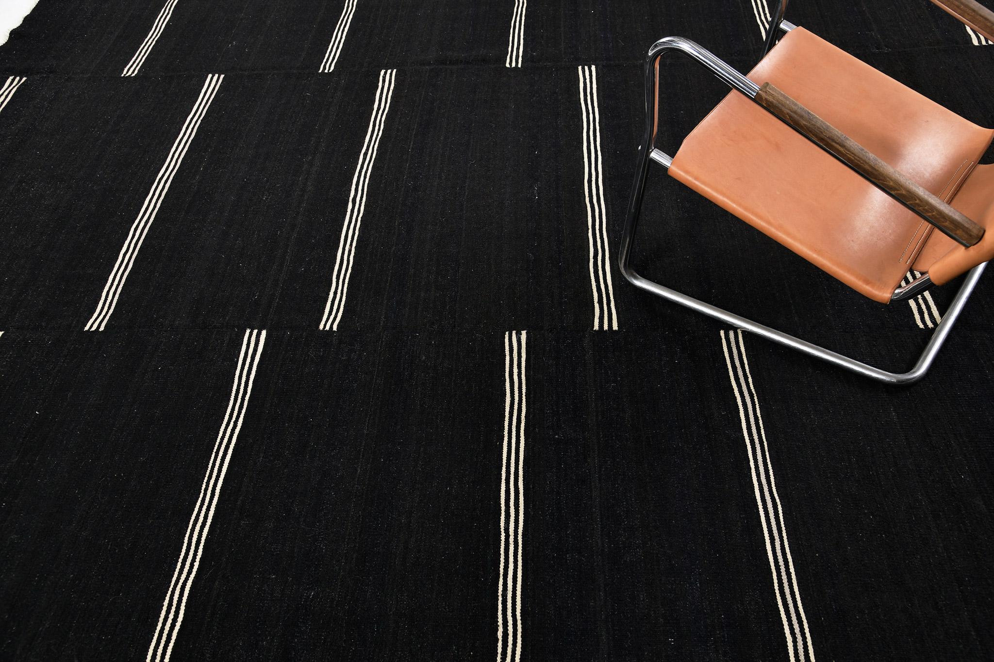 Mehraban Tejido plano de tinte natural Kilim en venta 4