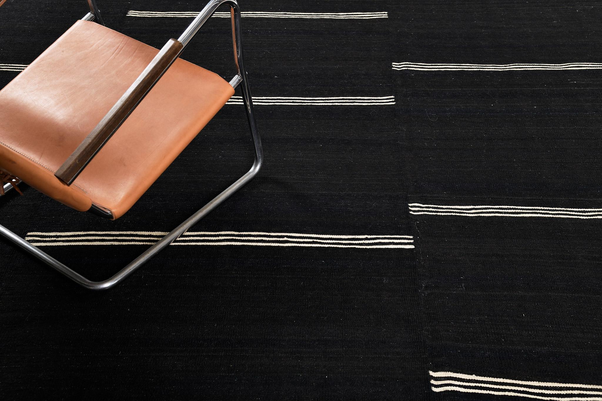 Mehraban Tejido plano de tinte natural Kilim Siglo XXI y contemporáneo en venta
