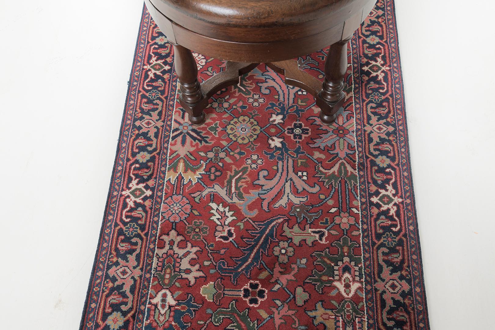 Mehraban Natural Dye Indo Kashan Runner In New Condition For Sale In WEST HOLLYWOOD, CA