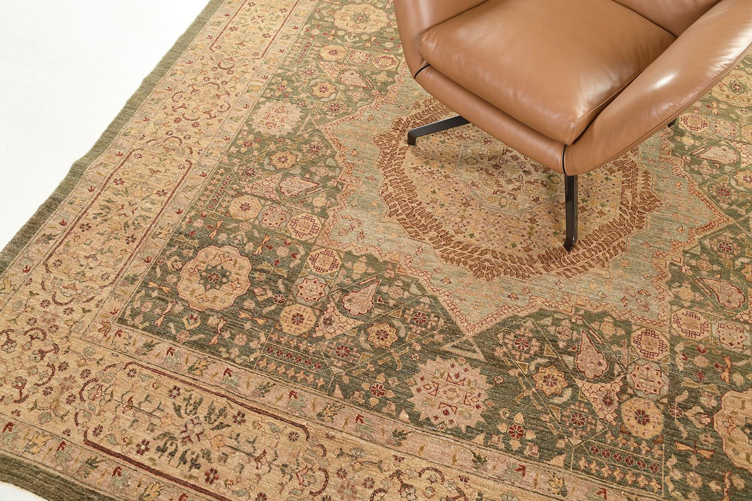 XXIe siècle et contemporain Tapis carré Mehraban de la collection Bliss, de style néo-mamelouk, teinté naturel en vente