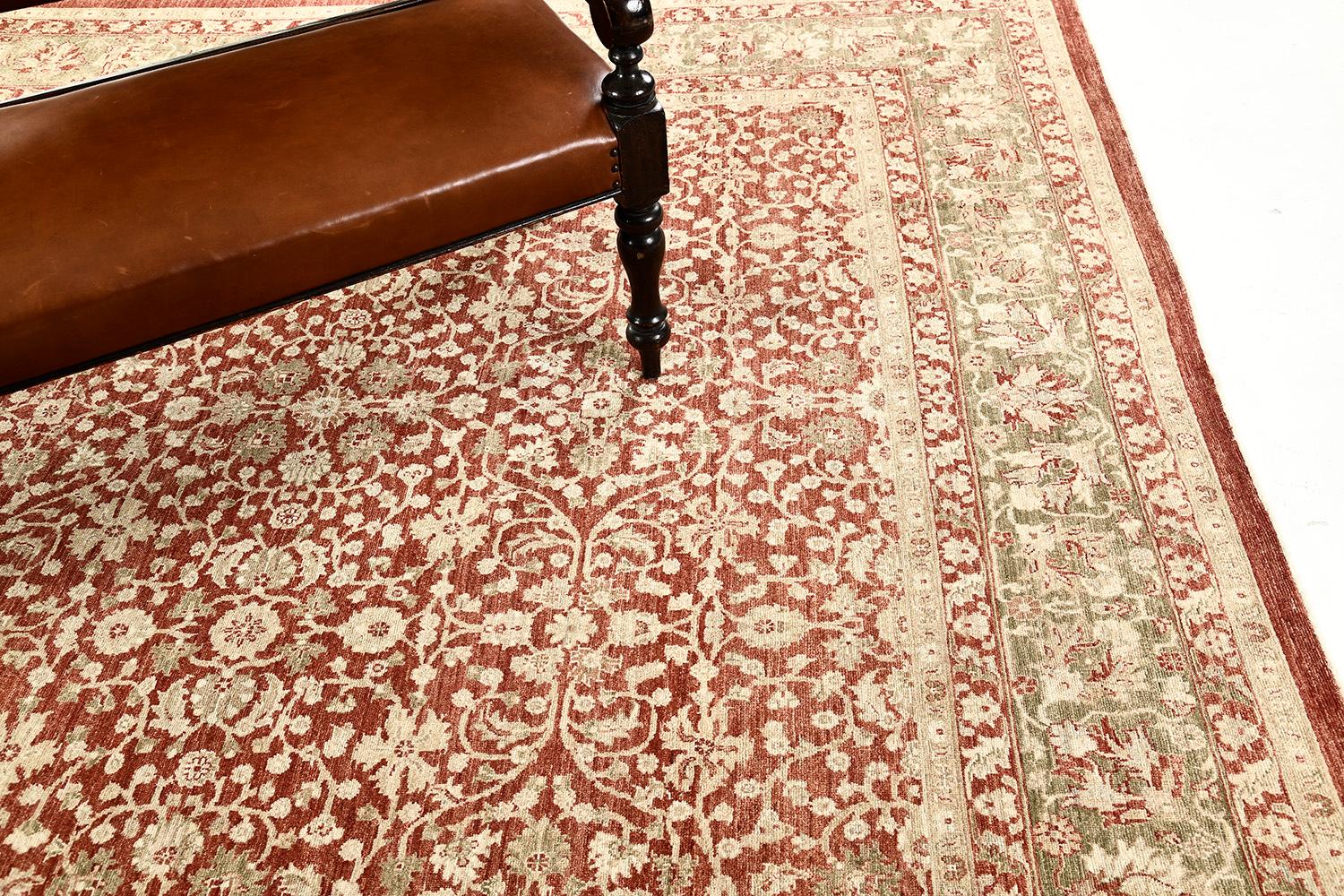 Mehraban Natural Dye Sarouk Farahan Revival Rug In New Condition For Sale In WEST HOLLYWOOD, CA