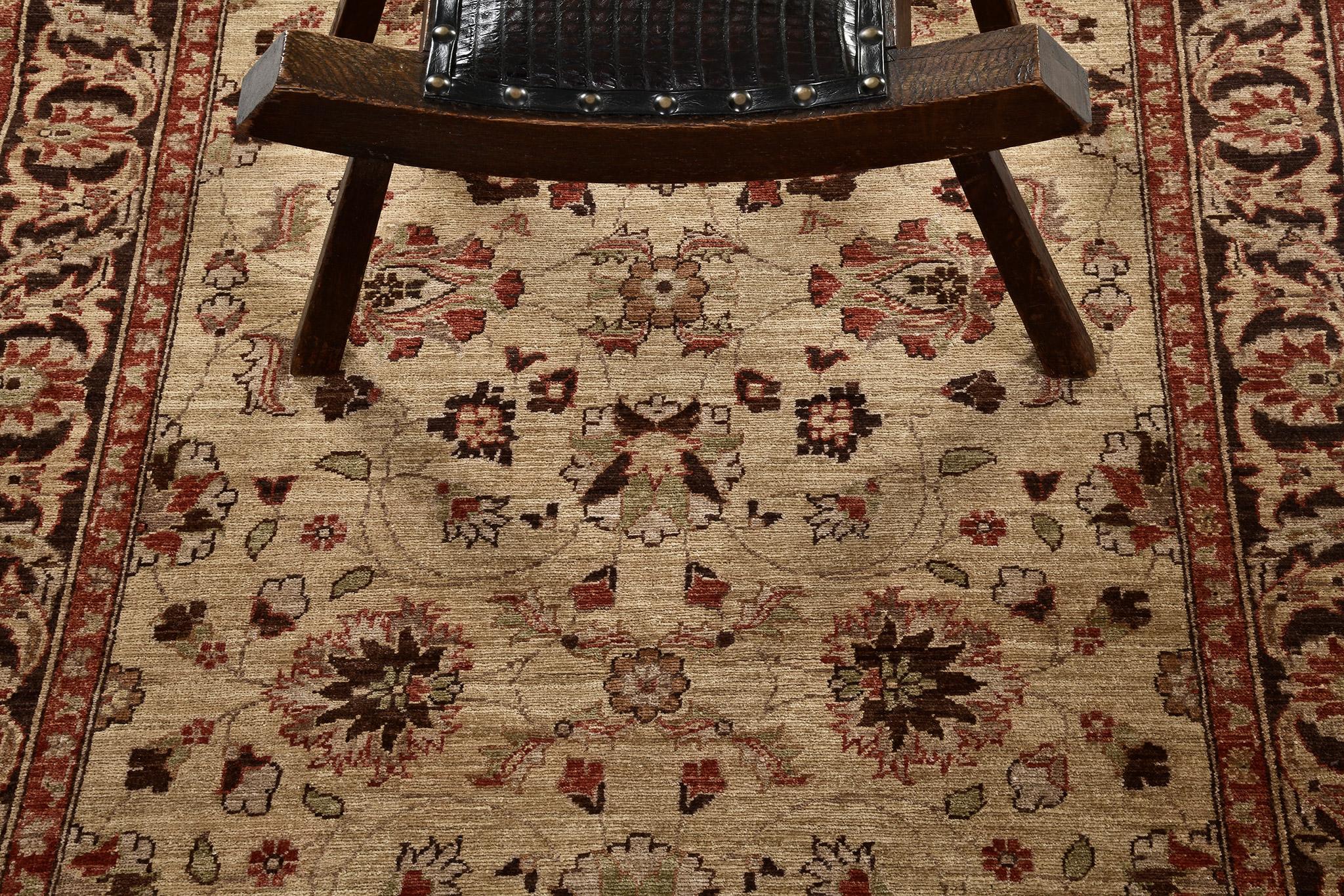 A stylish revival of Sultanabad design rug from Divine Collection featured the red velvet, maroon and cinnamon hues that perfectly inclined and experience the taste of luxury. A symmetric florid designs that beautifully woven with leafy scrolls and