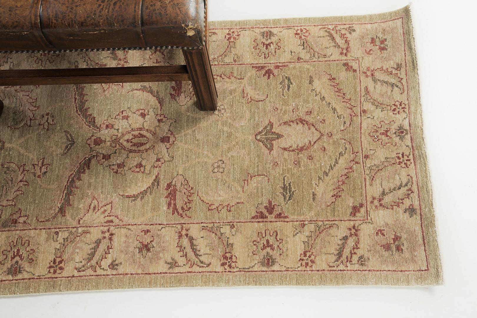 Mehraban Natural Dye Sultanabad Revival Runner In New Condition For Sale In WEST HOLLYWOOD, CA