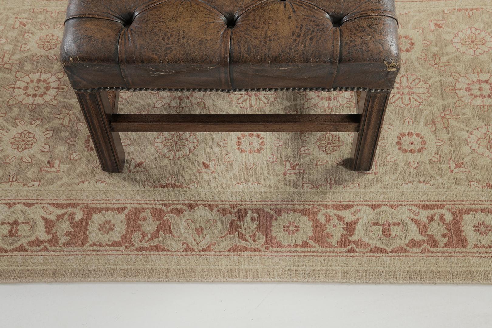 Traves de Mesa Mehraban Tinte Natural Diseño Varamin D5065 Divino en Nuevo estado para la venta en WEST HOLLYWOOD, CA