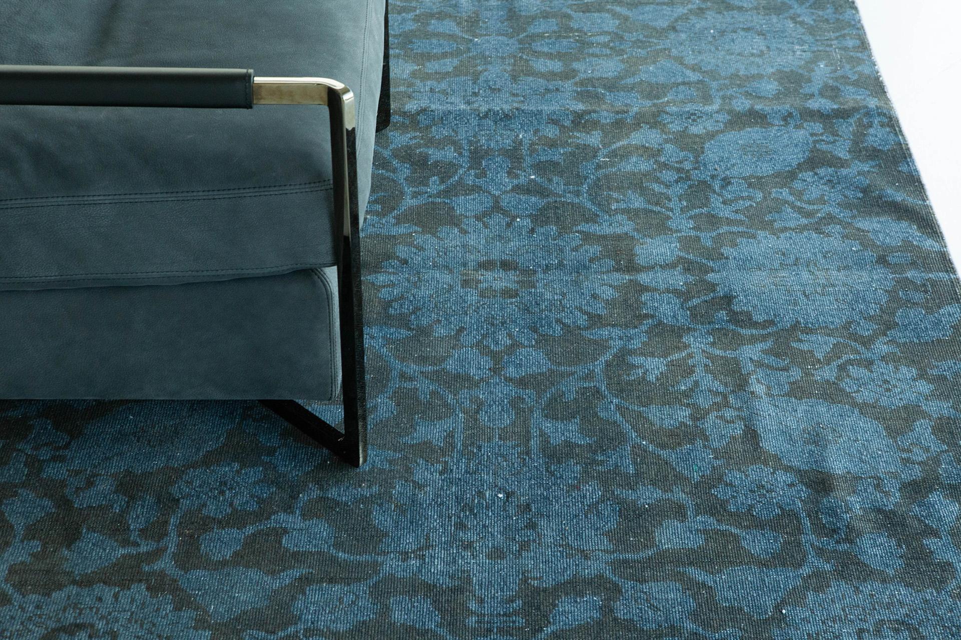 Mehraban Overdye Transitional Design-Teppich im Zustand „Neu“ im Angebot in WEST HOLLYWOOD, CA