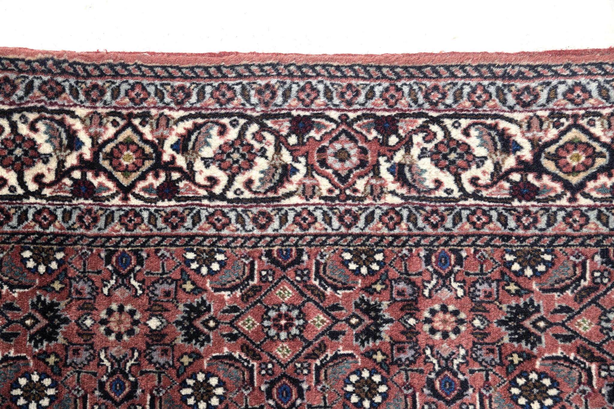 Mehraban Persian Bidjar Rug In New Condition For Sale In WEST HOLLYWOOD, CA