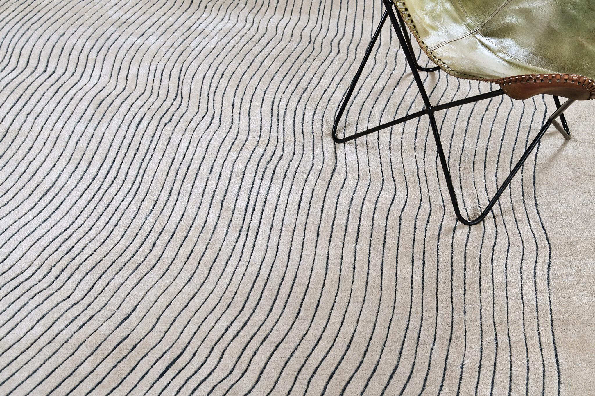 Mehraban Sands par Claudia Afshar en vente 4