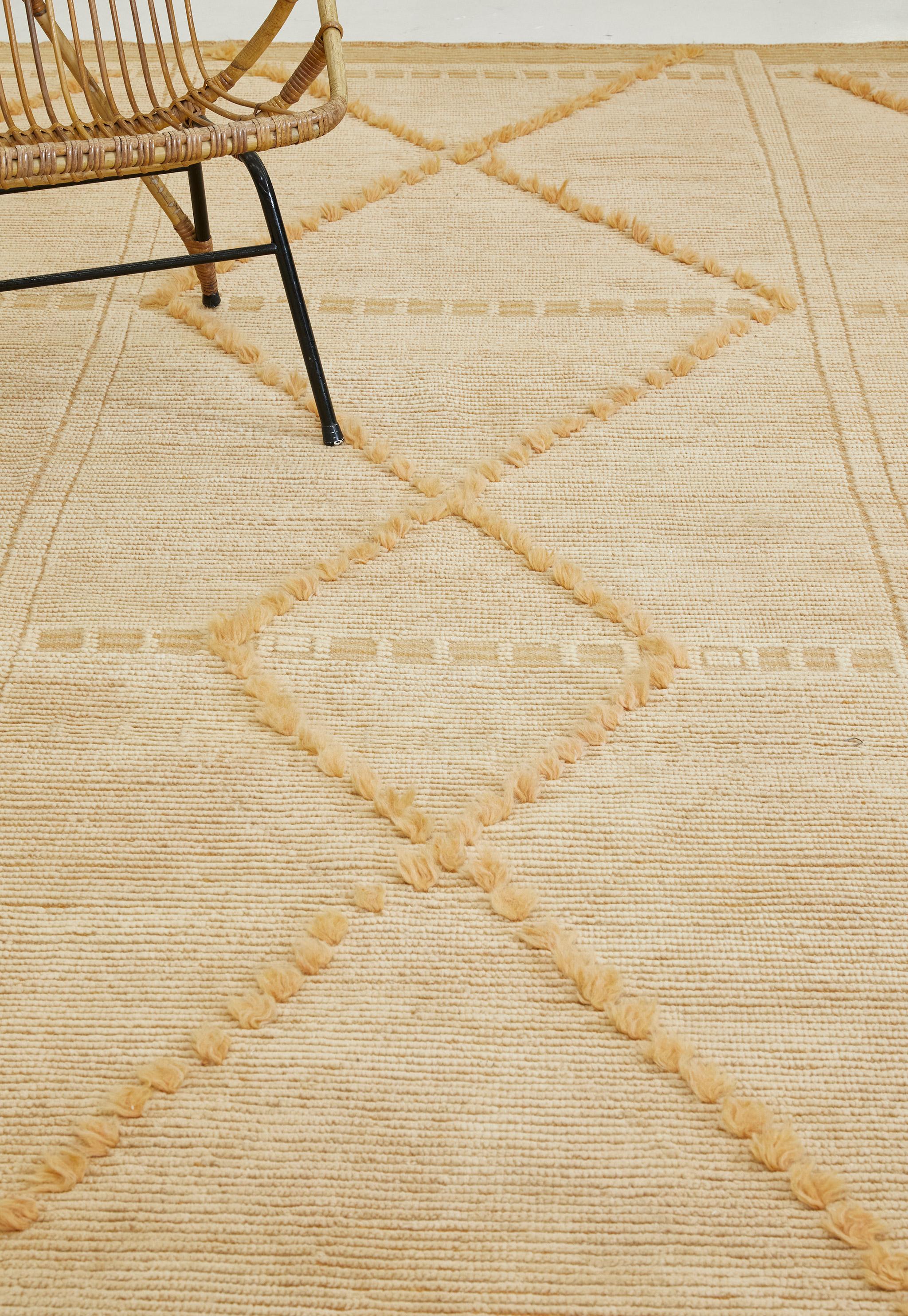 A Moroccan inspired design with formal resolve. Sangiovese's trim pile hosts a classic diamond trellis motif. Contrasting flatweave accents ground the composition.

Here in sunny apricot.

The Estancia Collection by Mehraban is a group of casually