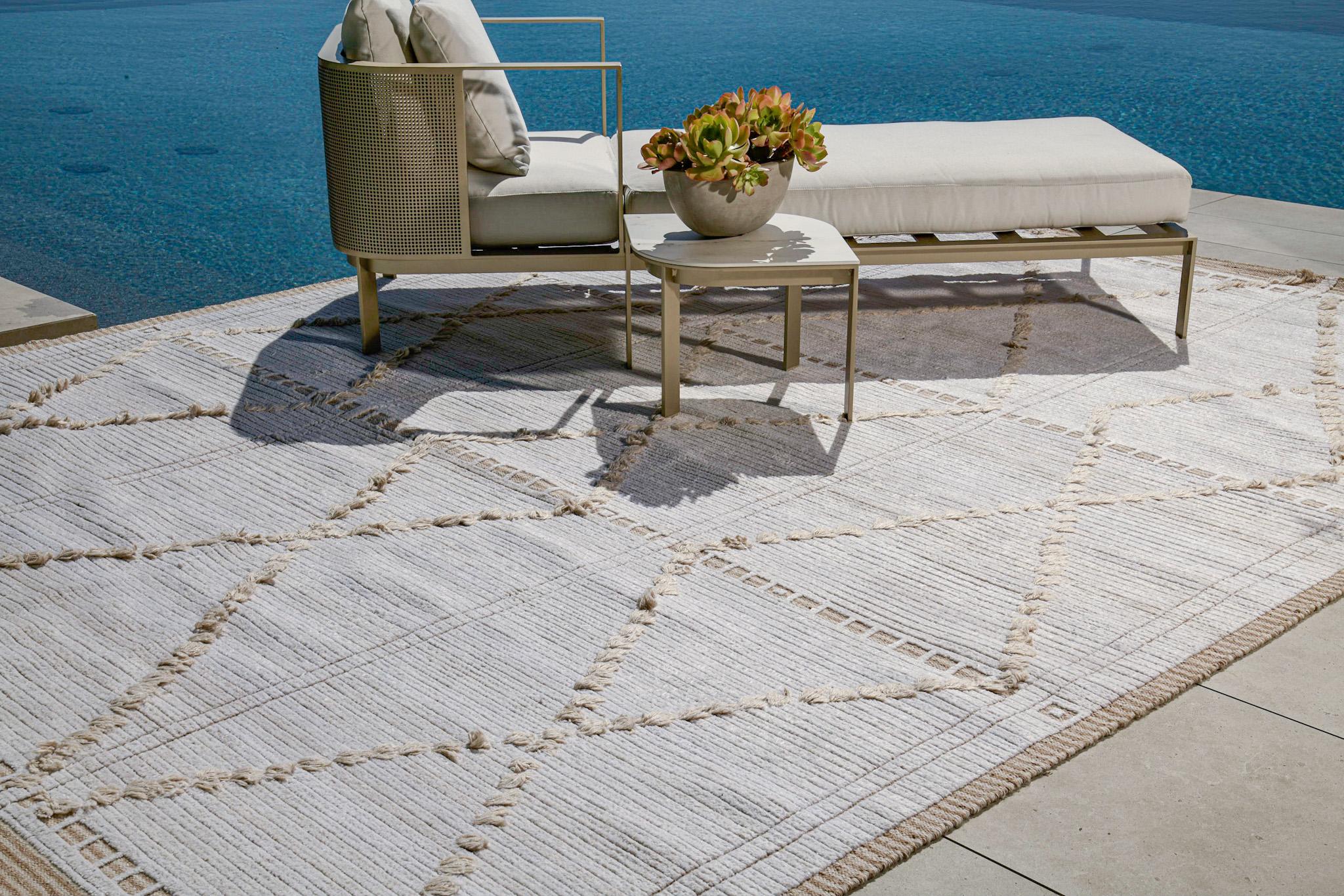 Enjoy the fresh air with Nasim, rugs that work indoors and out.

Rug Number
31435
Size
9' 1
