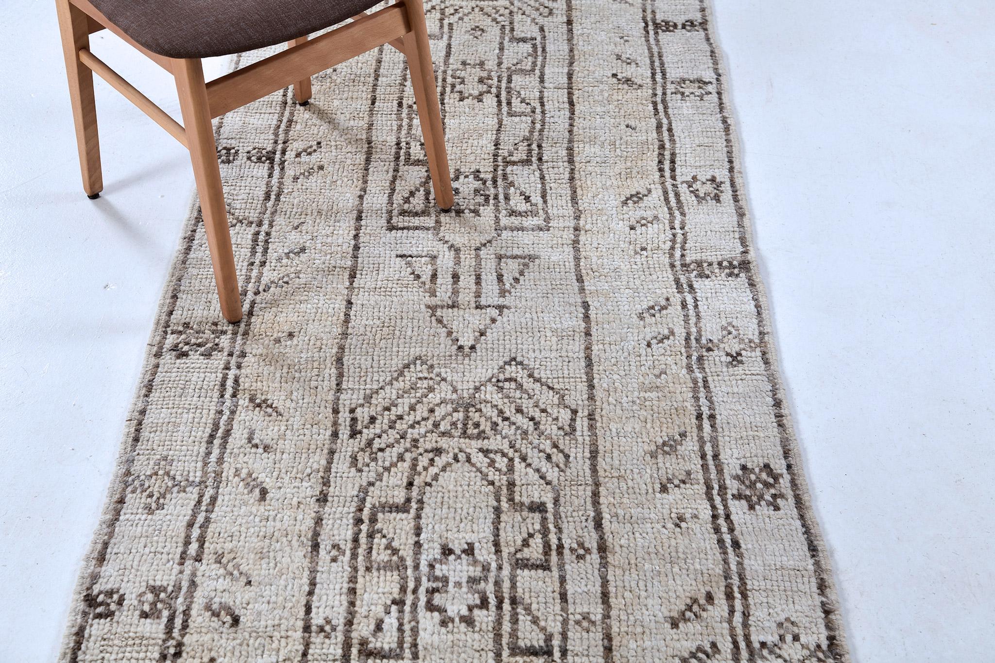 Mehraban Sarandaze Runner, Domicile Collection For Sale 2