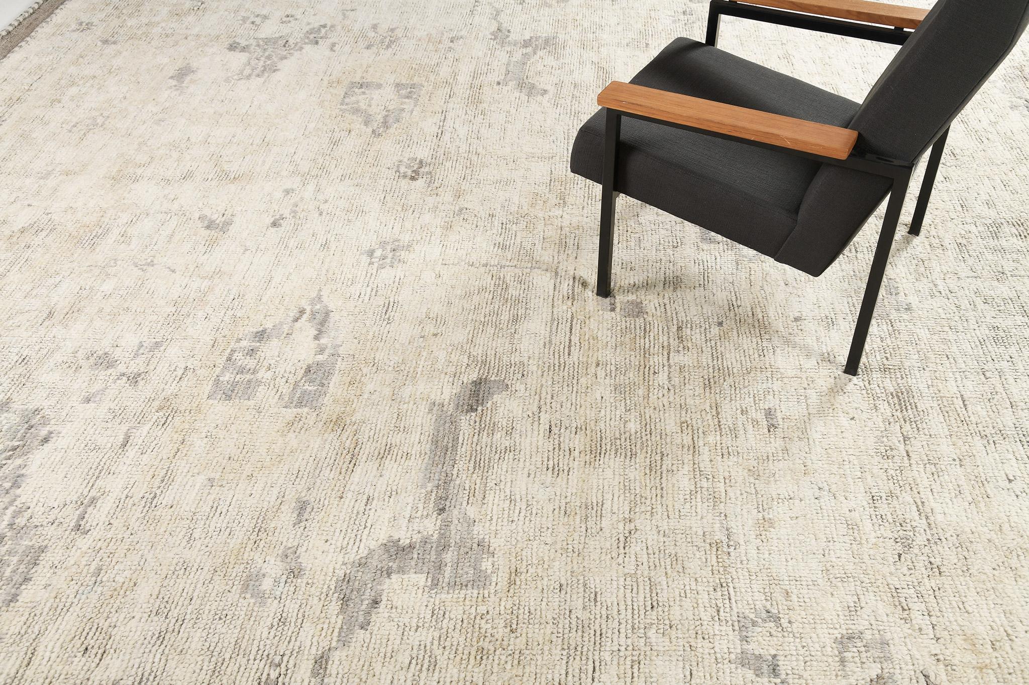 Contemporary Mehraban Sativus, Domicile Collection For Sale