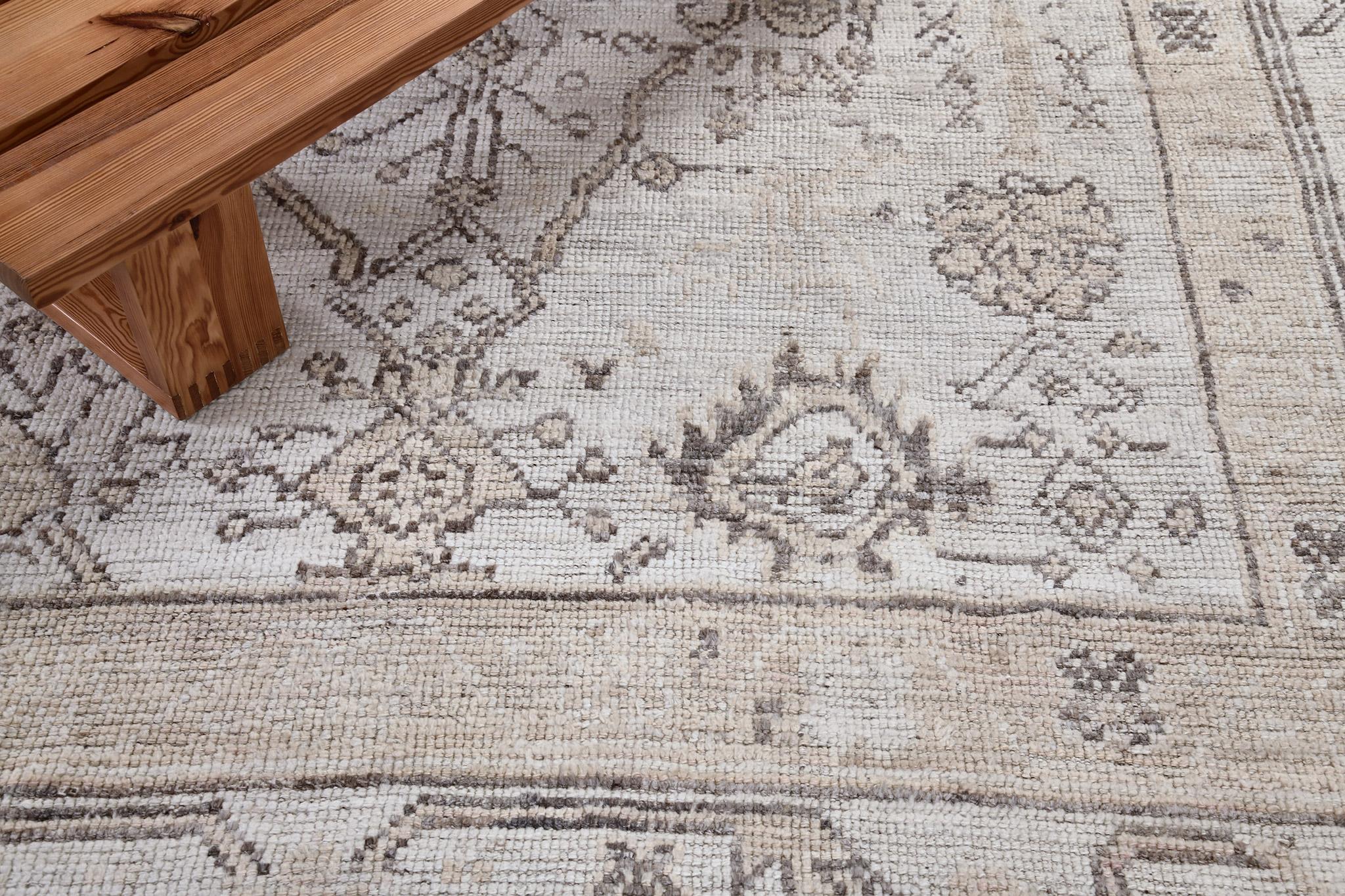 Mehraban Sepideh, Domicile Collection in vendita 3