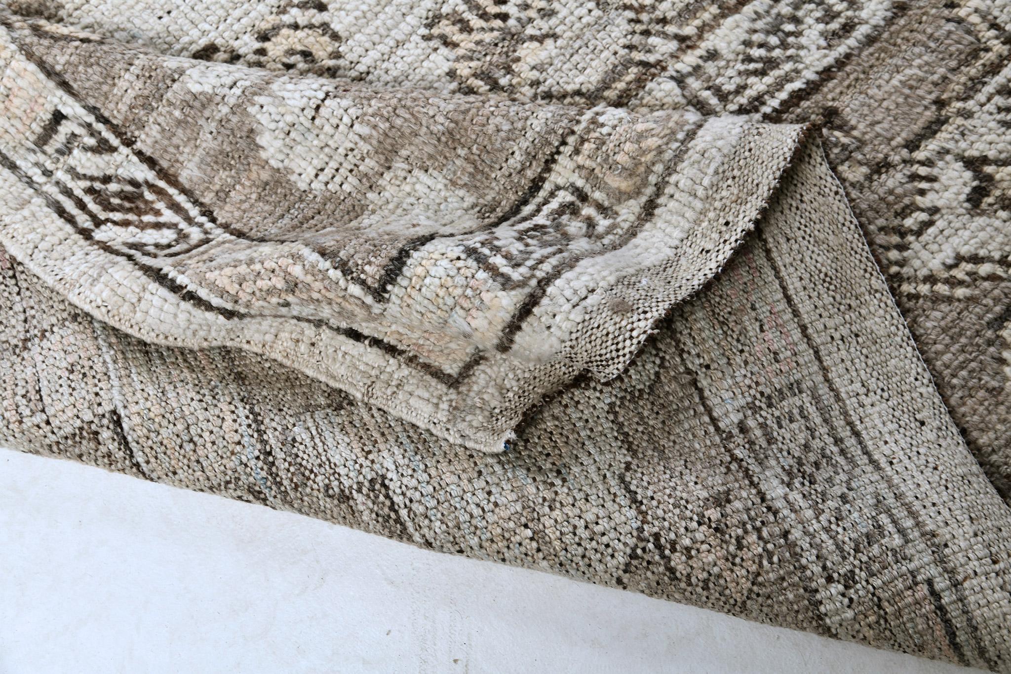 Numéro de tapis
31898
Taille
11' 9