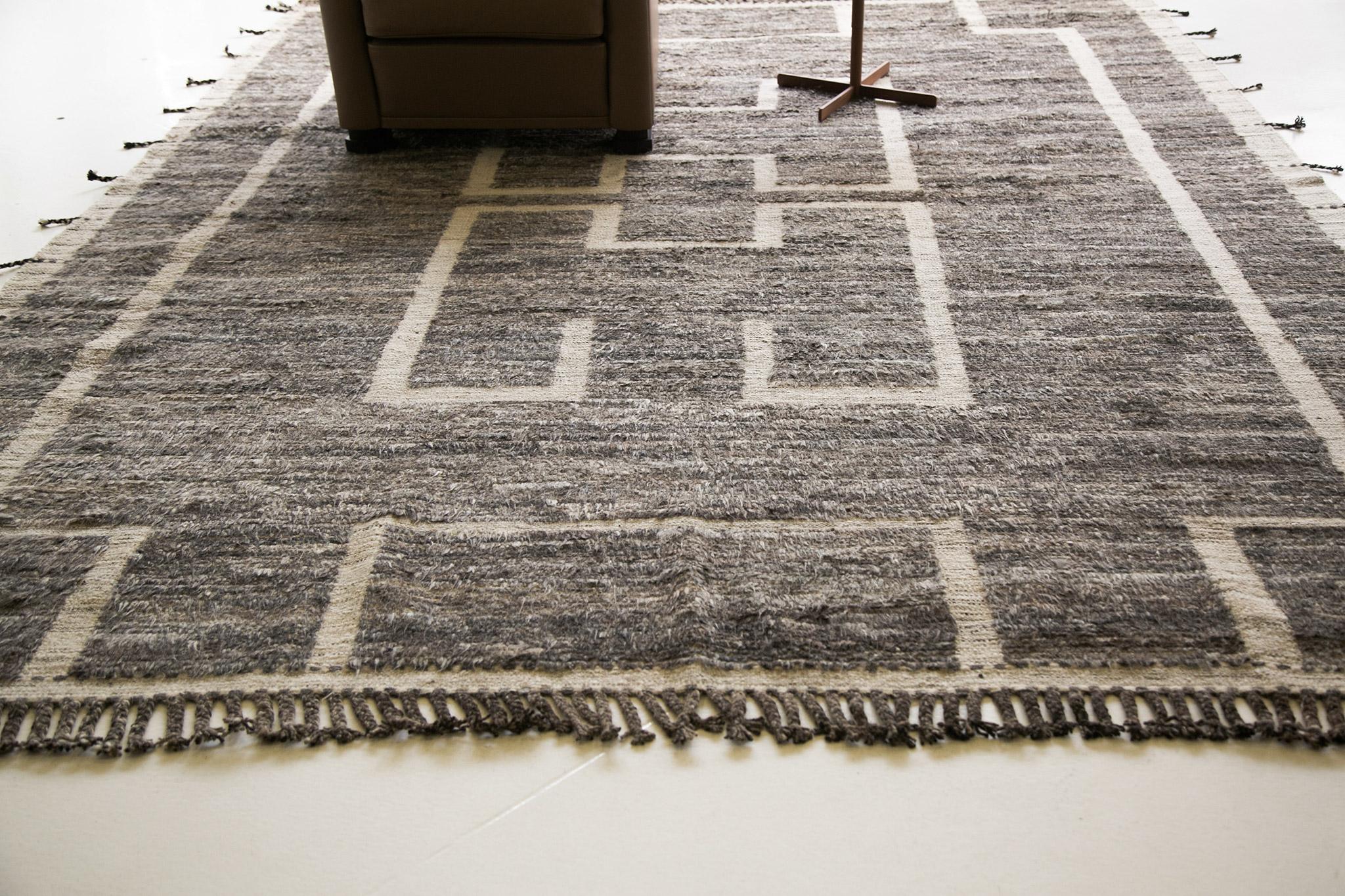Rug Number
27769
Size
9' 1
