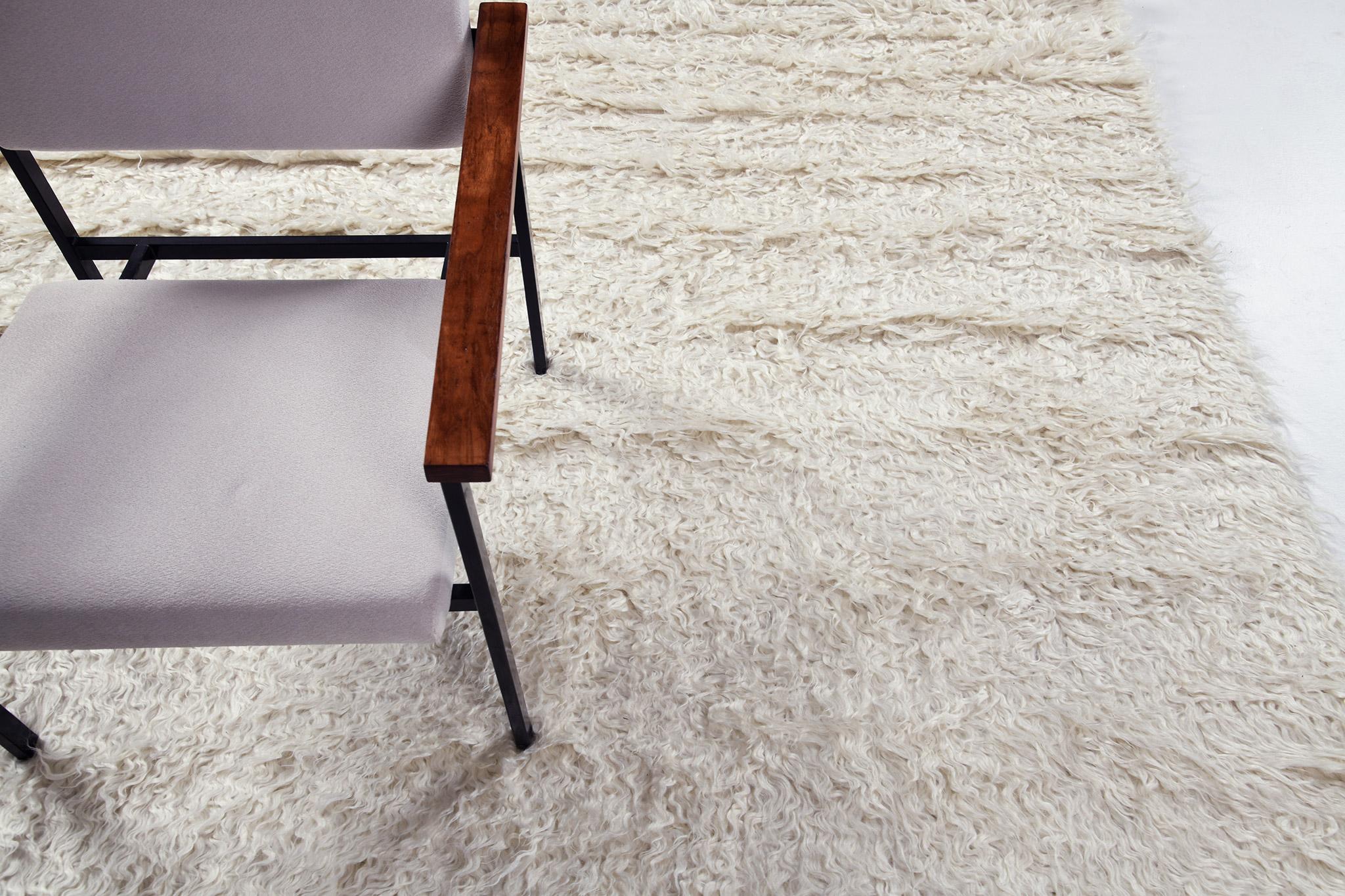 Mehraban Tulu, collection Loam en vente 1