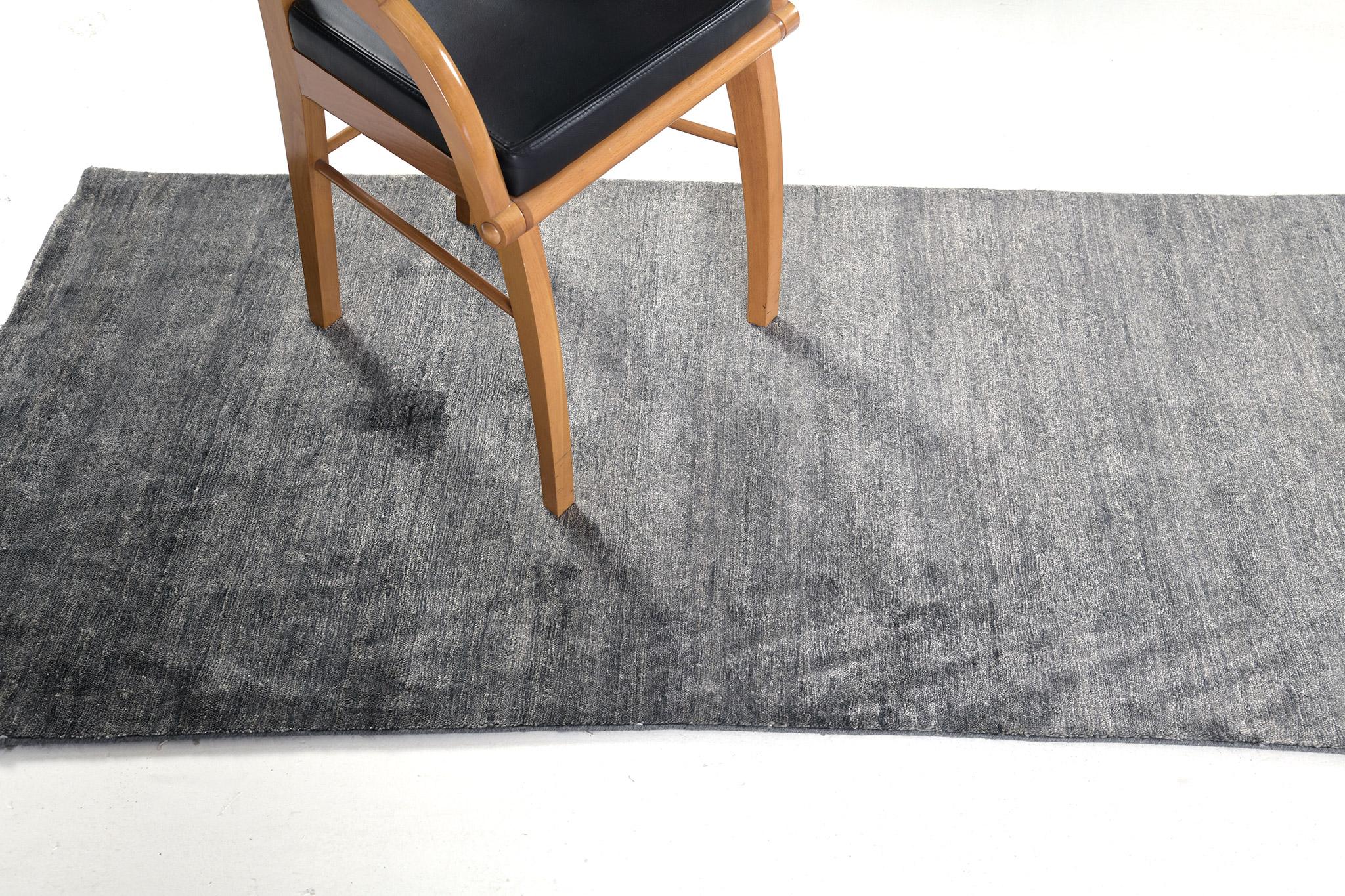 Mehraban Massivdesign Bambus Seidenteppich Dara (Handgeknüpft) im Angebot