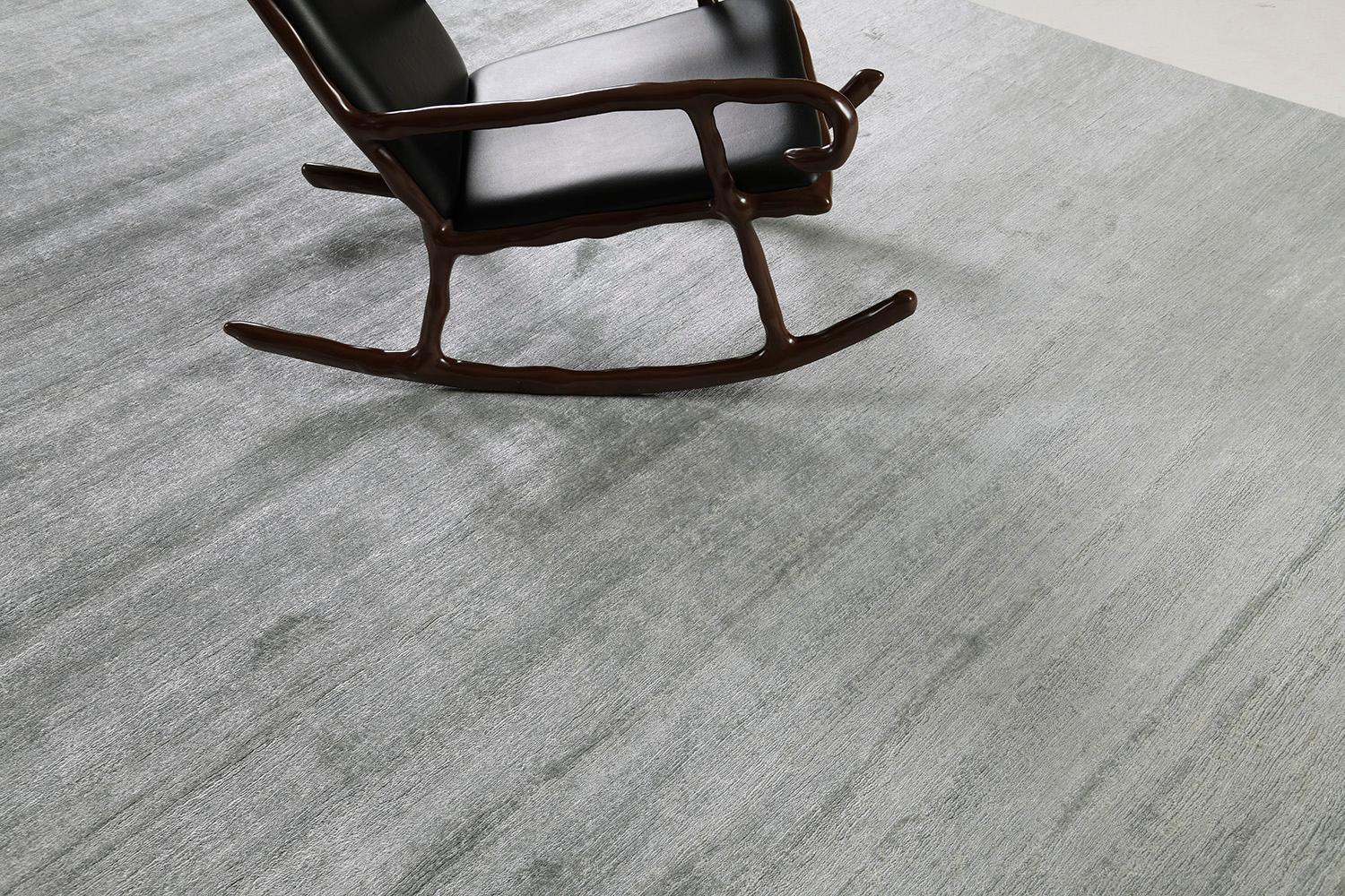 Mehraban Massivdesign Bambus Seidenteppich Dara im Zustand „Neu“ im Angebot in WEST HOLLYWOOD, CA