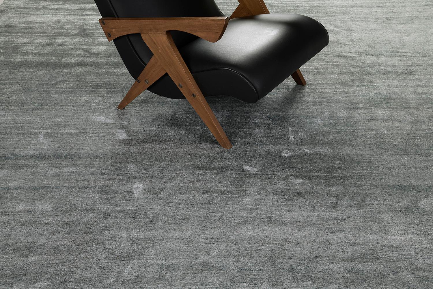Mehraban Massivdesign Bambus Seidenteppich Dara im Zustand „Neu“ im Angebot in WEST HOLLYWOOD, CA