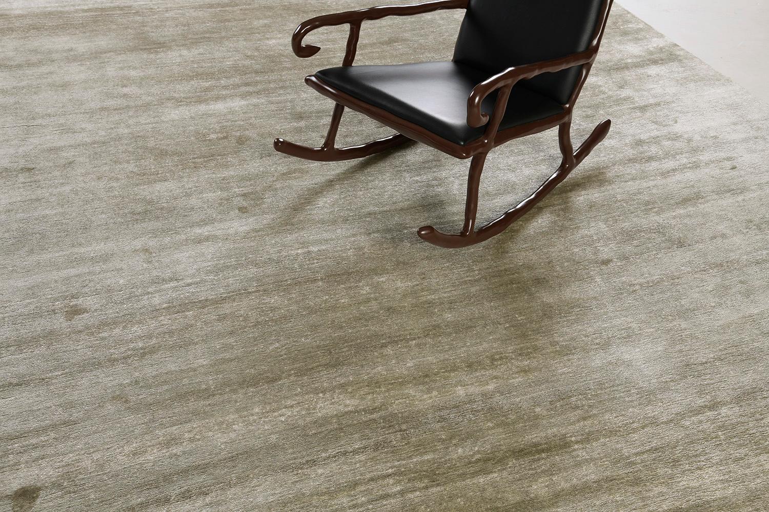 Mehraban Alfombra de seda de bambú de diseño sólido Dara Siglo XXI y contemporáneo en venta