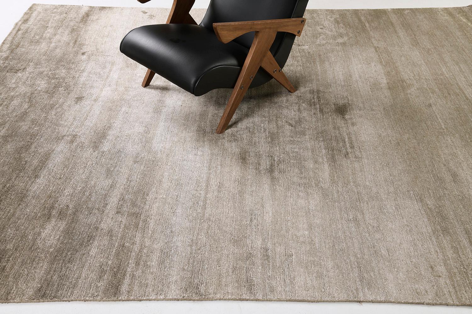 Mehraban Solid Design Bamboo Silk Rug Dara For Sale 1