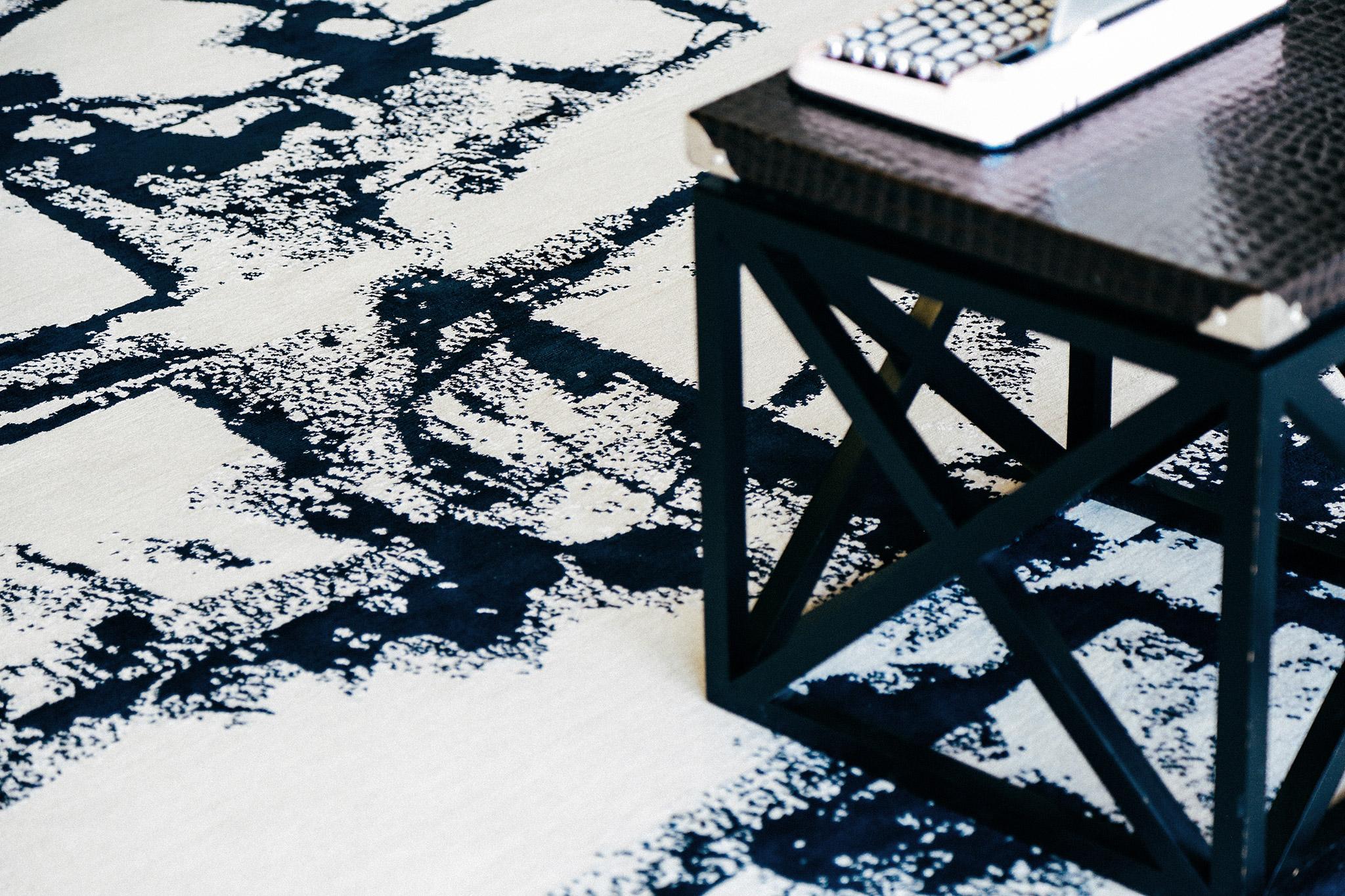 The eight carpets in the collection are inspired by the ways in which human beings express themselves: language, poetry, art, and architecture. Bisous is intended as a celebration--an exultation--shared through original artwork, expertly translated