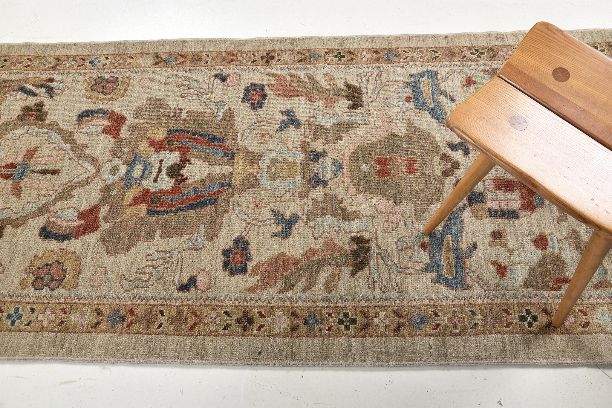 Mehraban Sultanabad Runner, Sultanabad Collection In New Condition For Sale In WEST HOLLYWOOD, CA