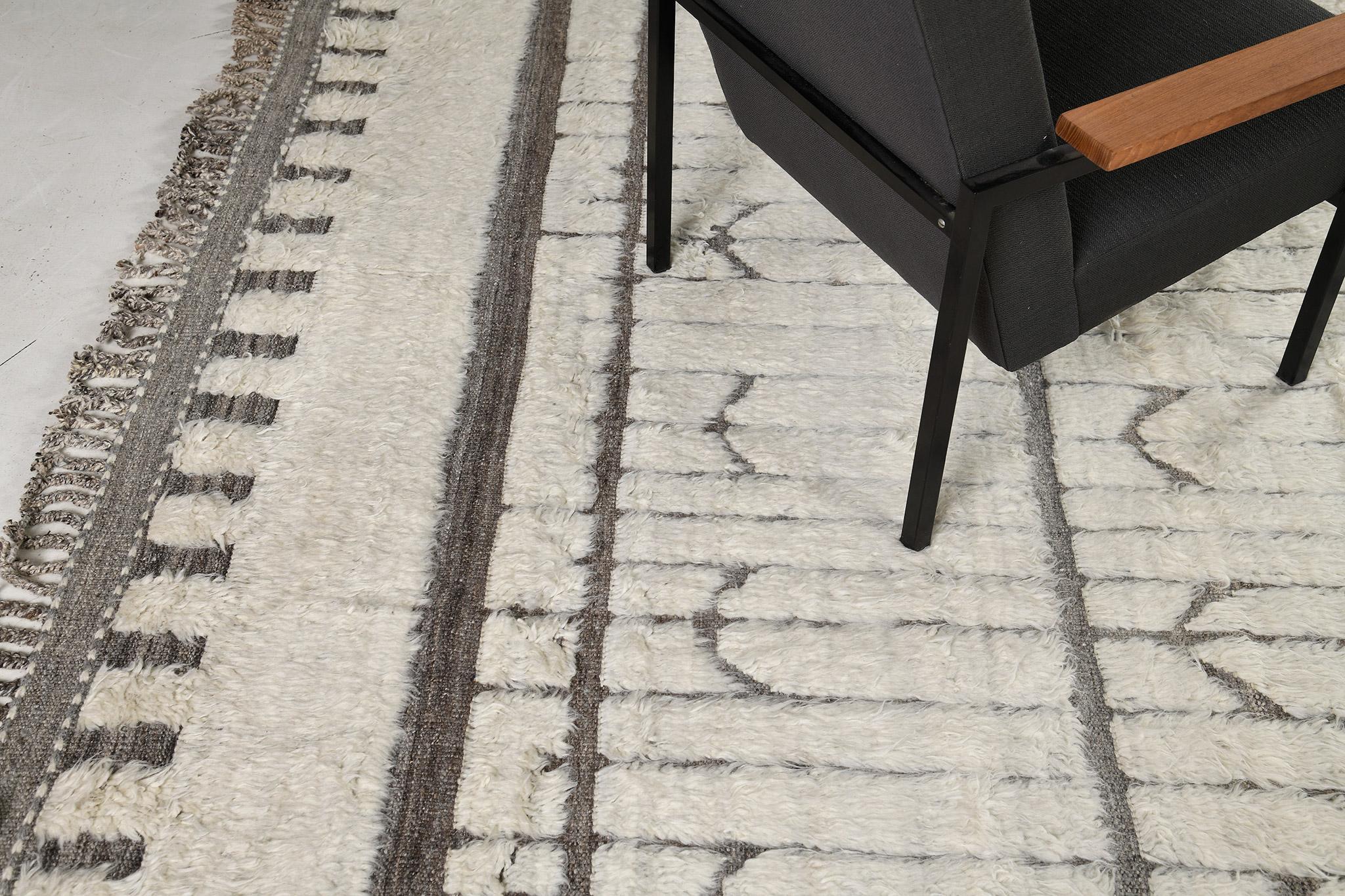 Rug Number
28194
Size
10' 3