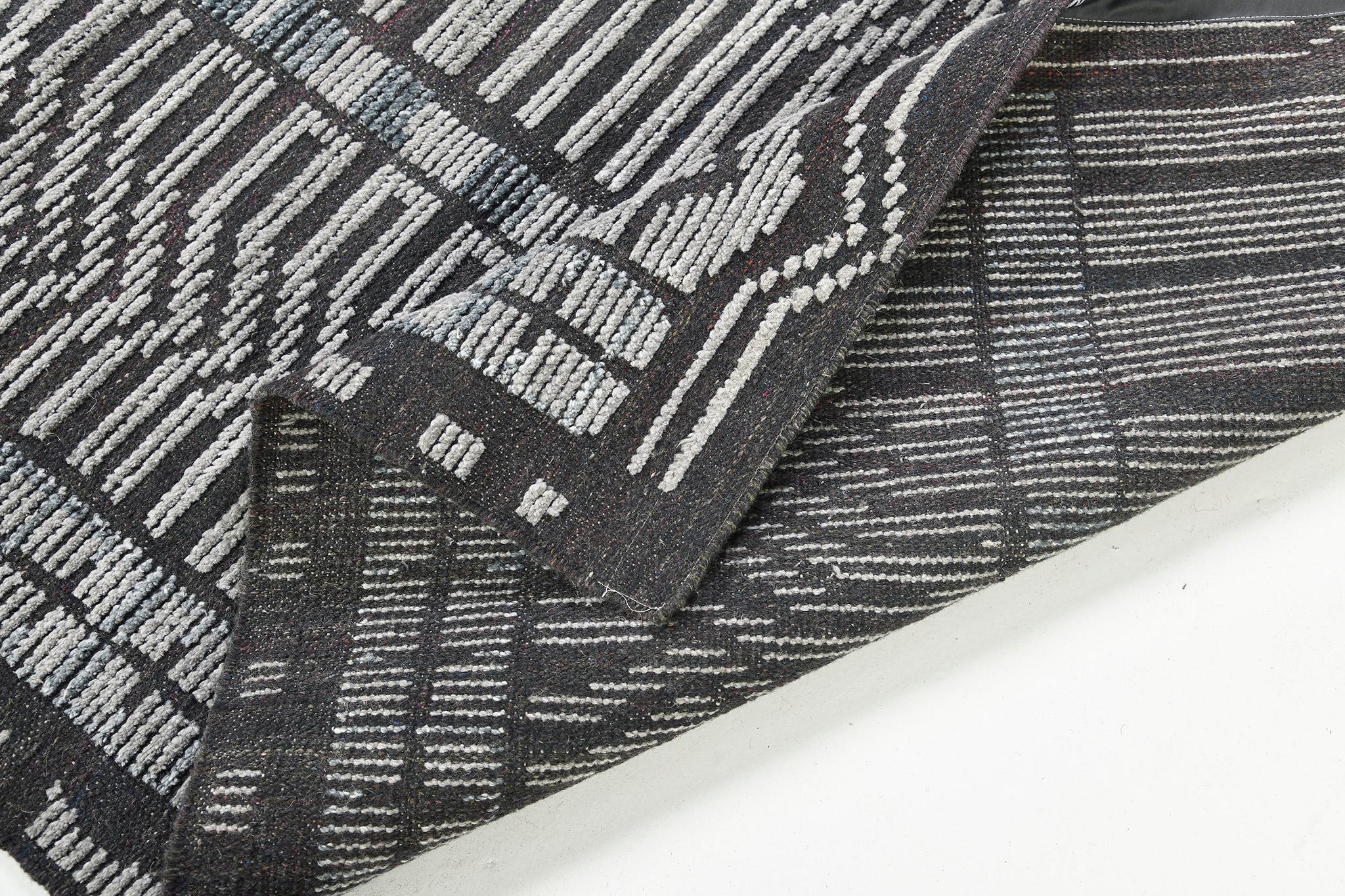 Mehraban Tala, Nasim Collection'S im Angebot 6
