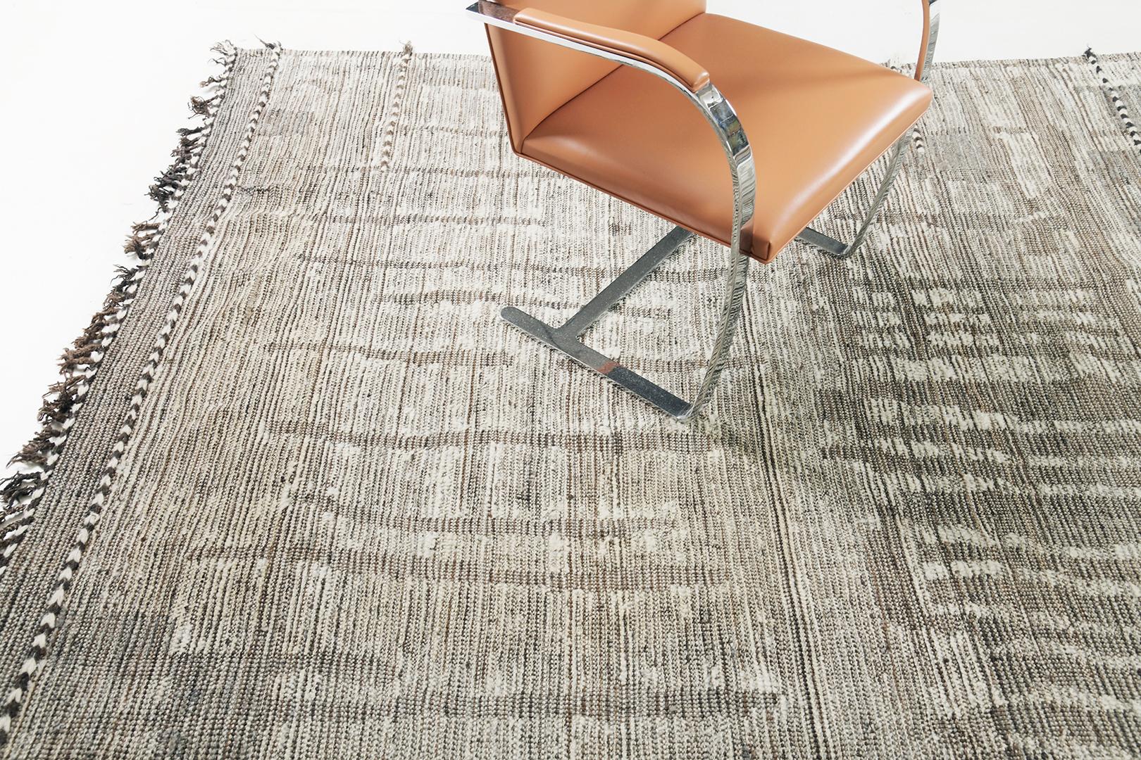 Tamarix' is made of luxurious wool and is made of captivating design elements. Its weaving of stunning earthy colours and abstract design elements is what makes the Atlas Collection so unique and sought after. Mehraban's Atlas collection is noted