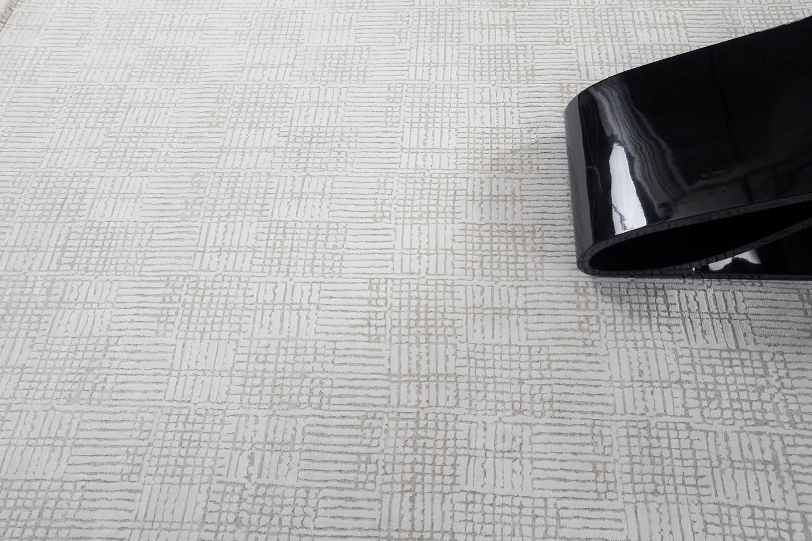 Mehraban Tappa, Collezione Elan in vendita 2