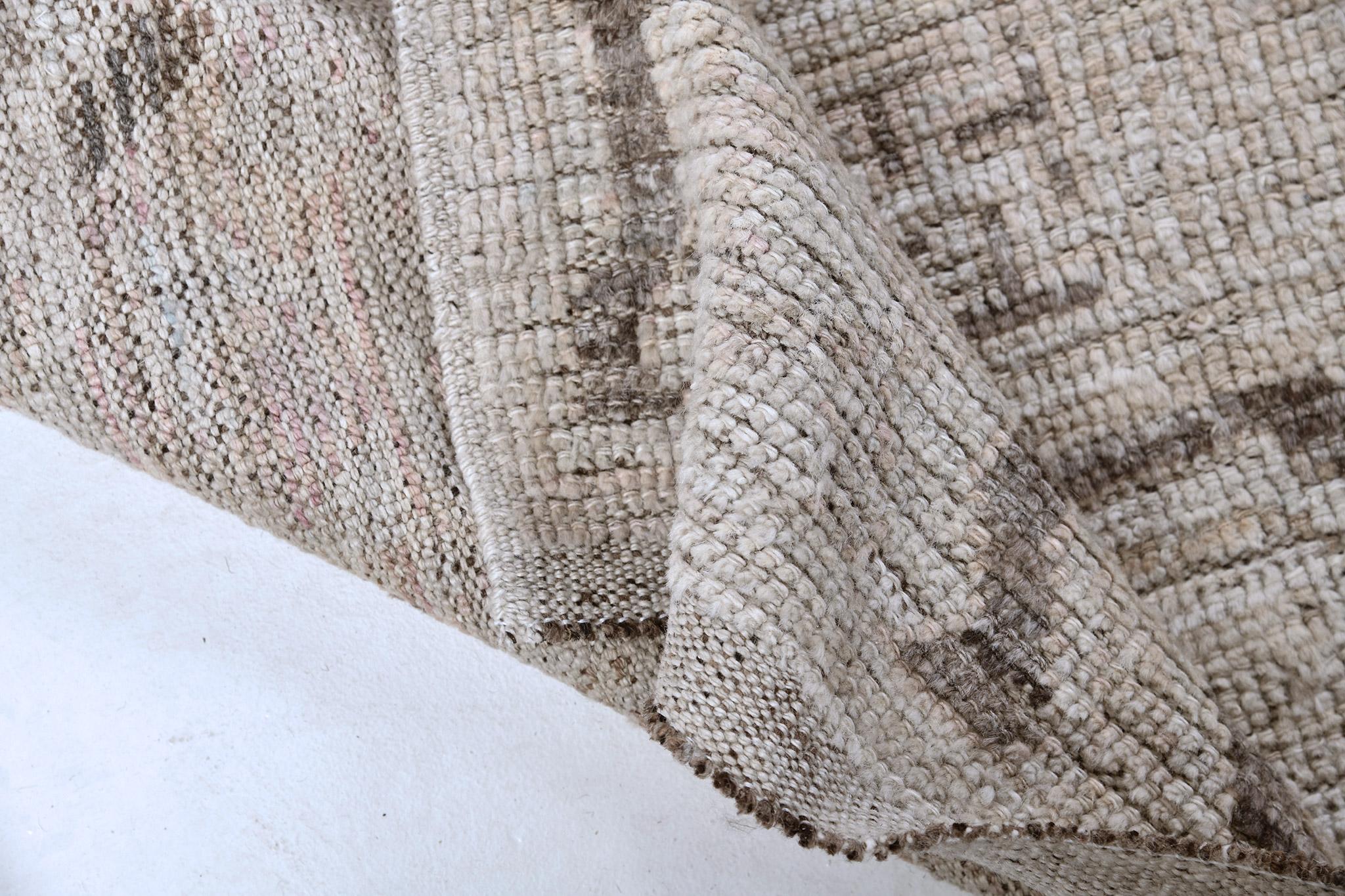 Rug Number
31915
Size
9' 9