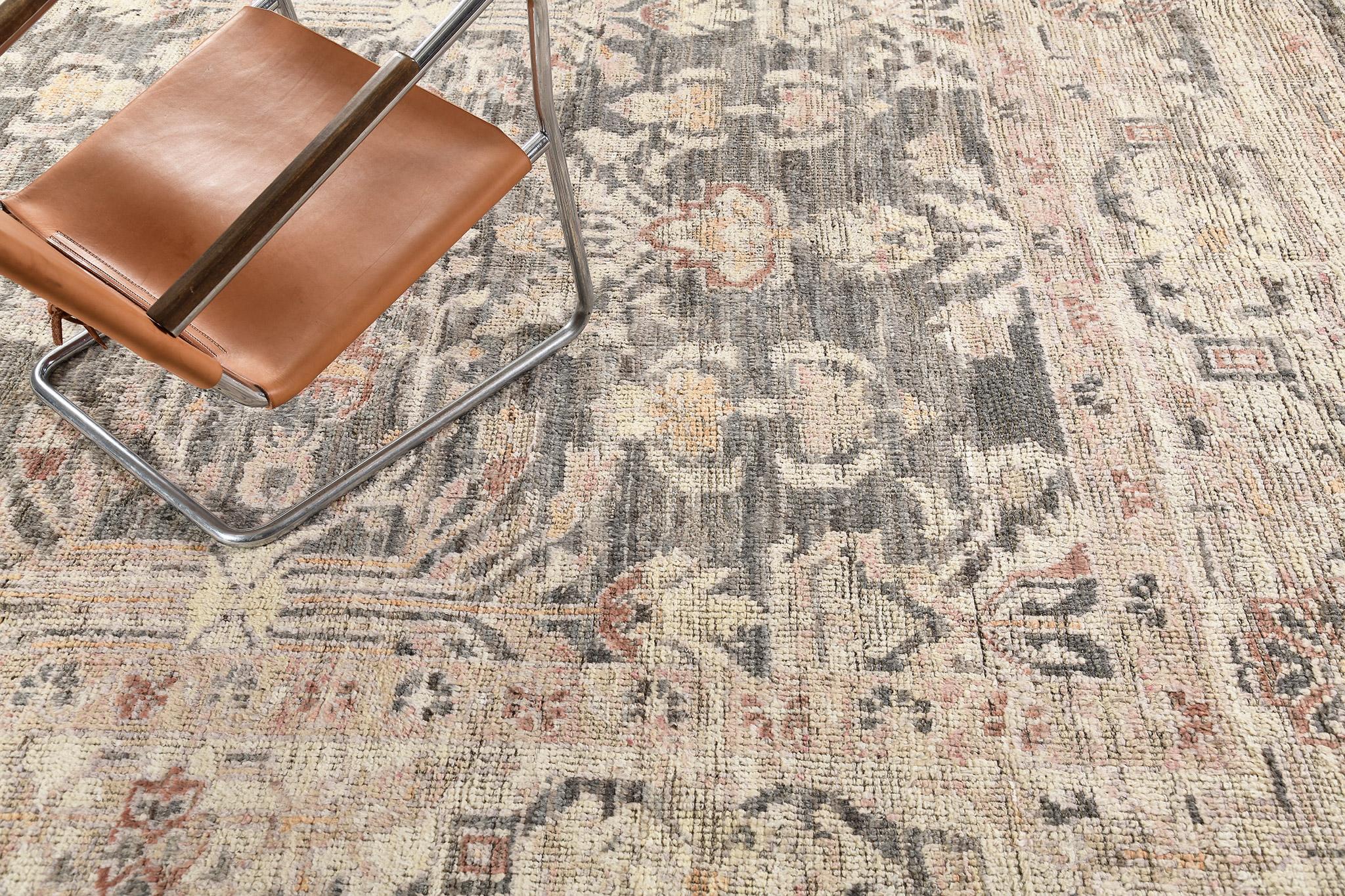 Central Asian Mehraban Taslar, Domicile Collection For Sale