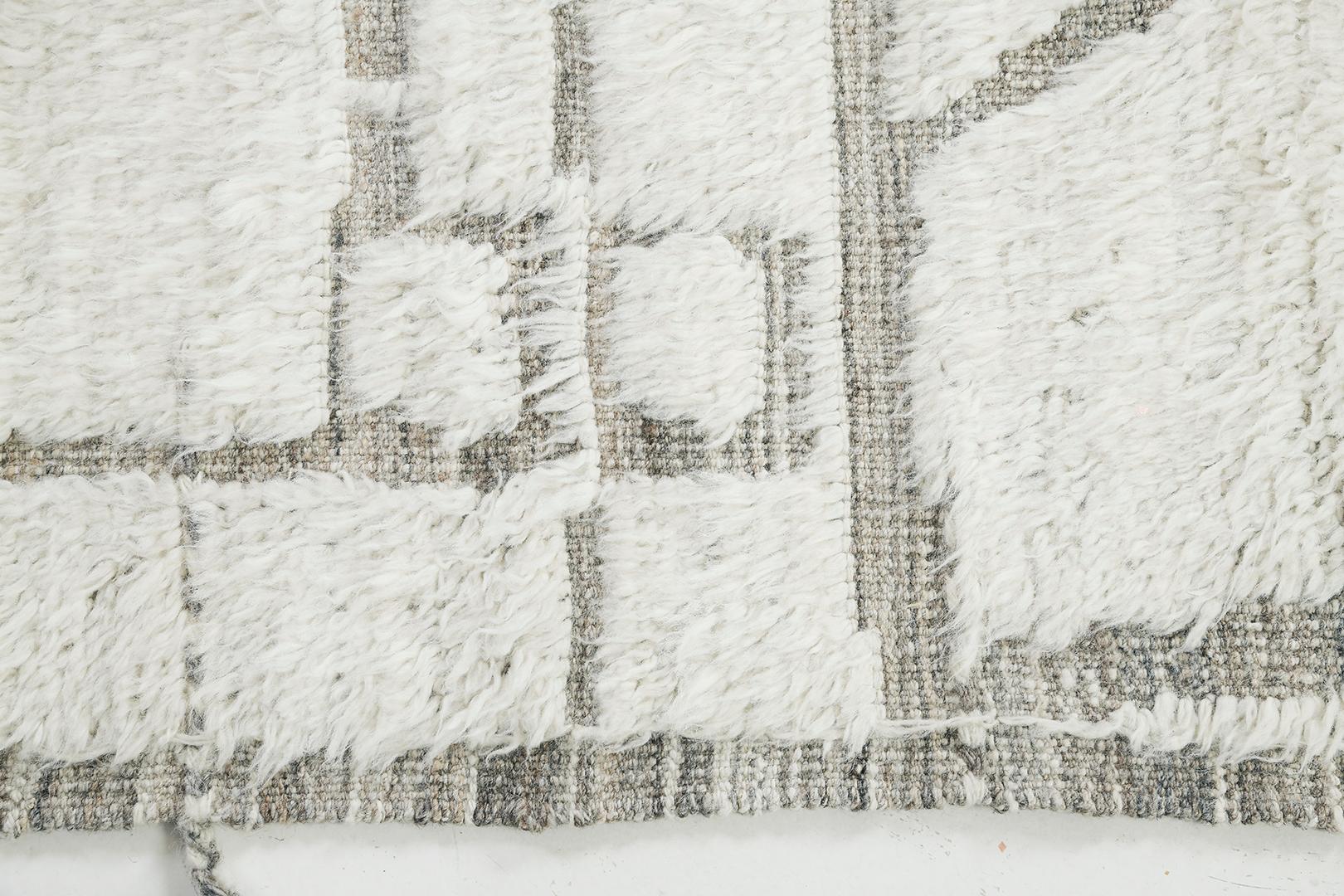 Mehraban Tenda, Colección Atlas En relieve en venta