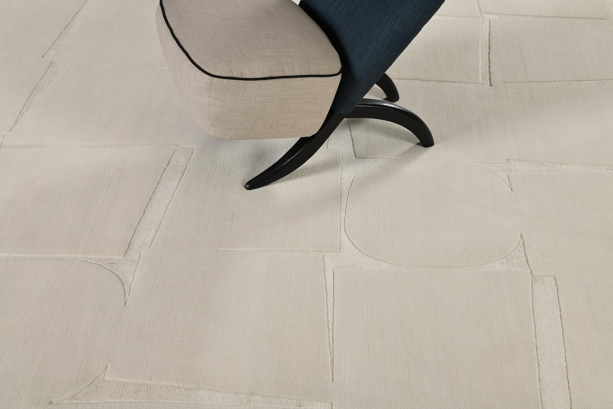 Toccato’ features stacked geometrical patterns depicting aesthetic artistry. It is a part of the Design Rhymes Collection which pulls inspiration from different aspects of architecture. This rug is rendered in the most soothing shade of ivory and