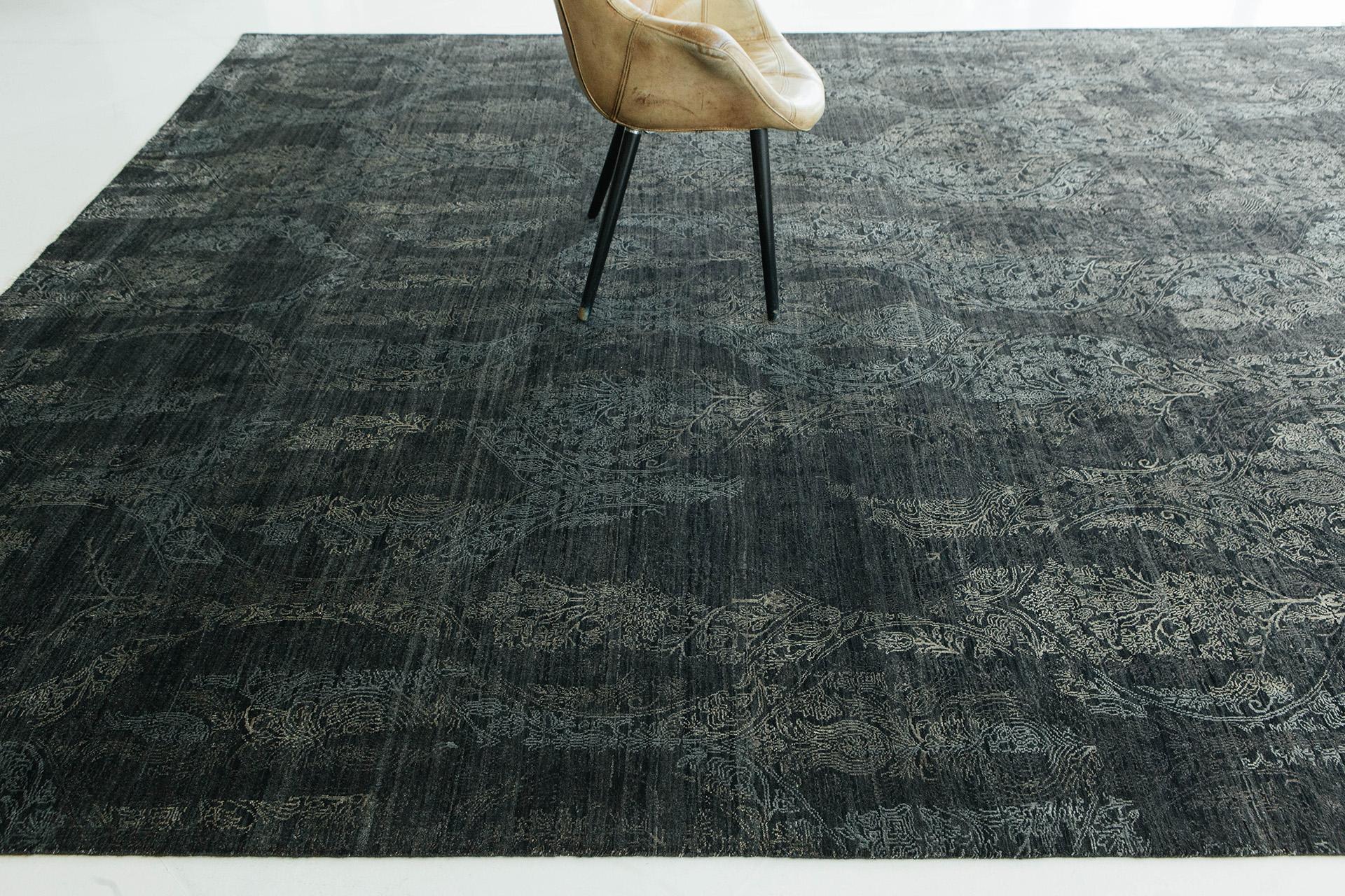 Mehraban Transitional Design Rug Allure Fortage In New Condition For Sale In WEST HOLLYWOOD, CA