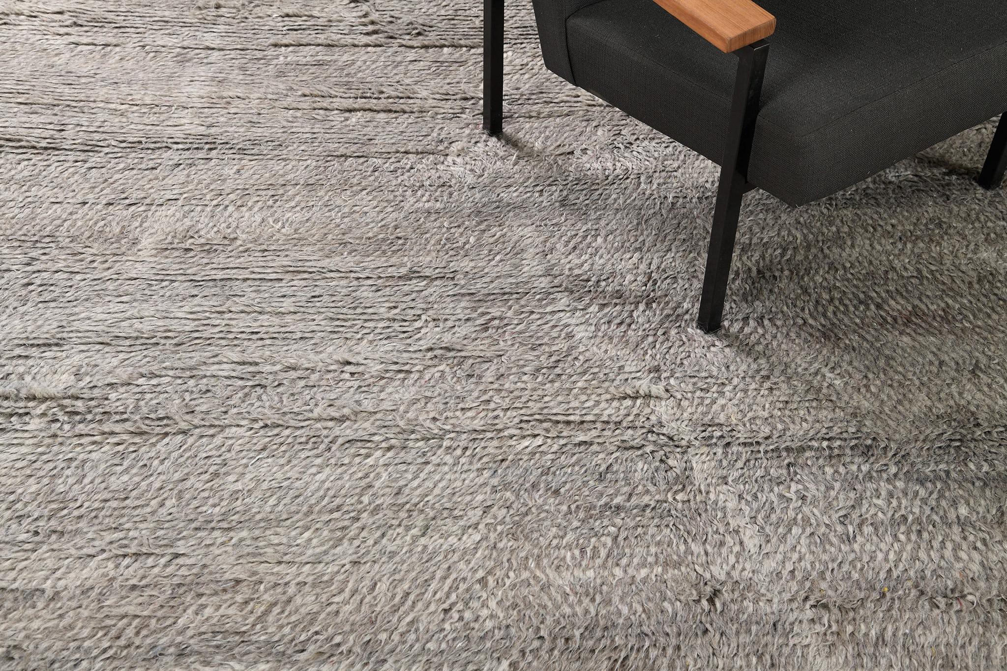 Mehraban Tunner, Collezione Atlas in vendita 5