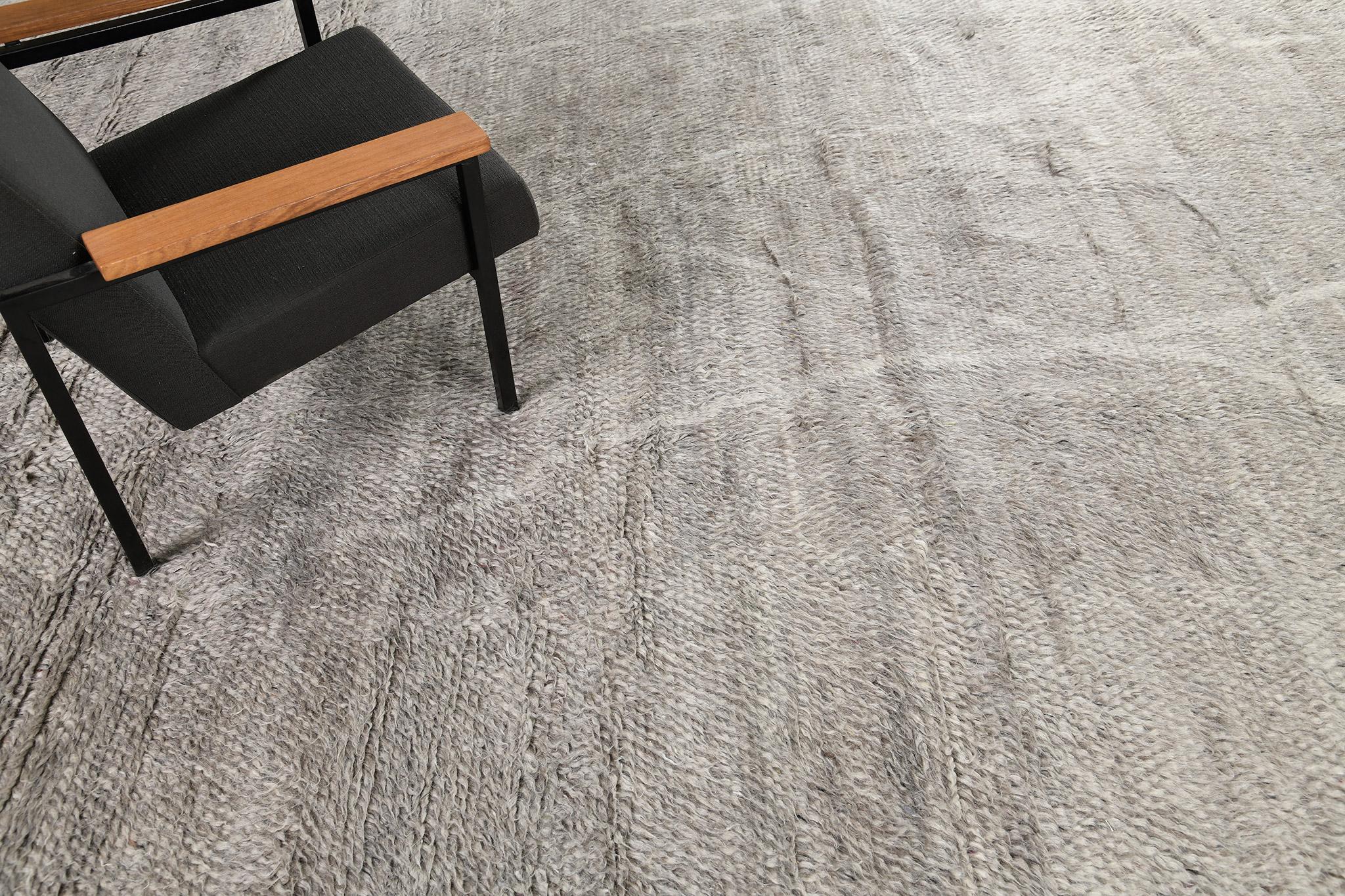 Indiano Mehraban Tunner, Collezione Atlas in vendita