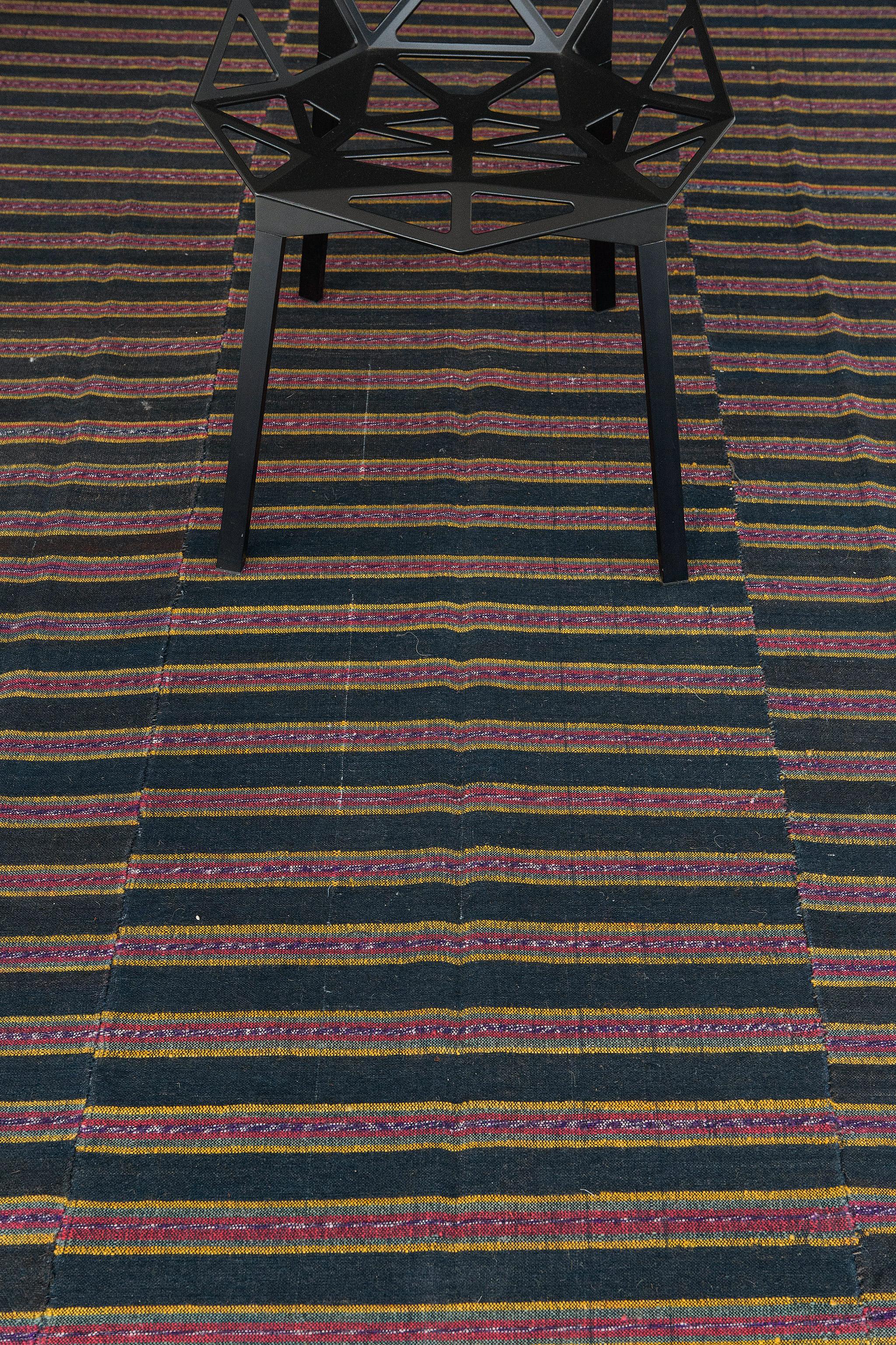 Mehraban Turkish Tisse Kilim Flat Weave Rug In New Condition For Sale In WEST HOLLYWOOD, CA
