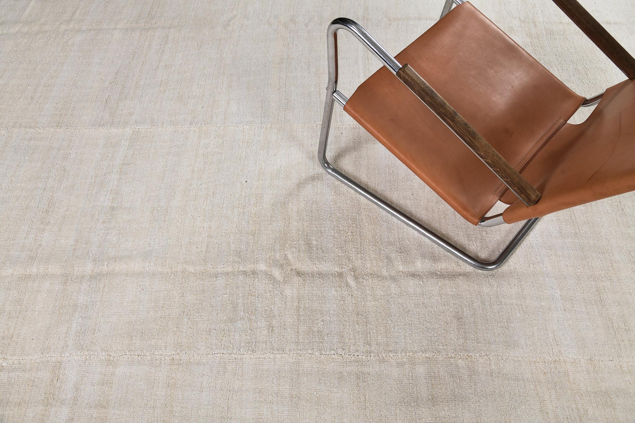 Mehraban Vintage Anatolian Turkish Flat Weave Kilim In Good Condition For Sale In WEST HOLLYWOOD, CA