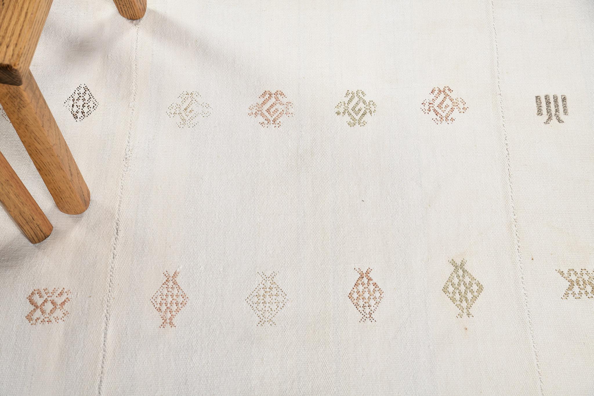 Mehraban Vintage Anatolian Turkish Flat Weave Kilim For Sale 2