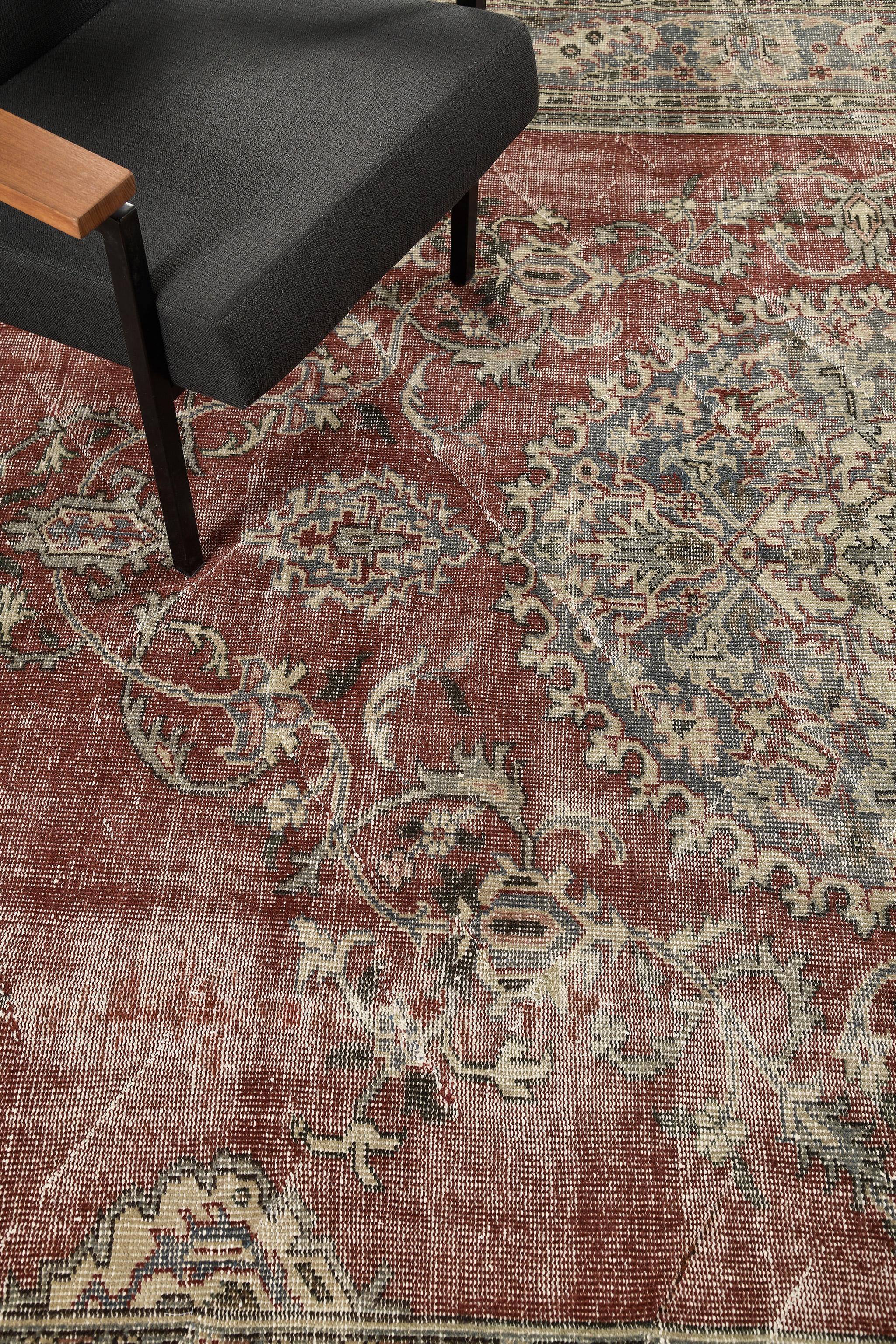 Mehraban Vintage Distressed Rug In Good Condition For Sale In WEST HOLLYWOOD, CA