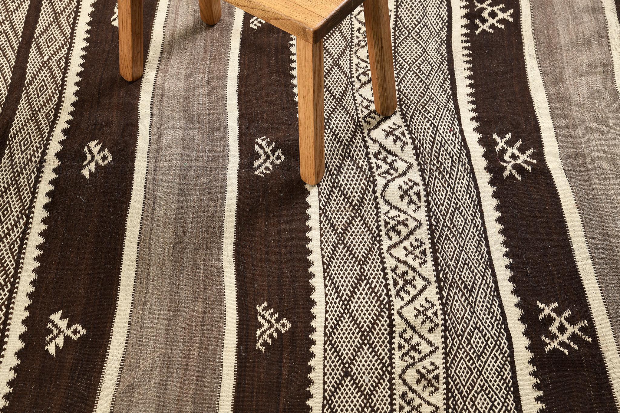 Marocain Mehraban - Kilim marocain vintage de la tribu berbère du Haut Atlas en vente
