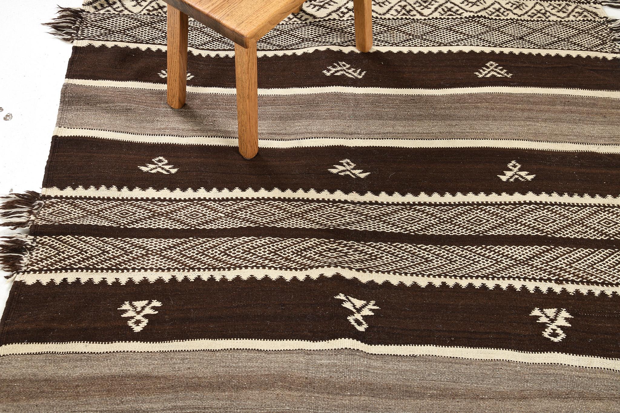 Noué à la main Mehraban - Kilim marocain vintage de la tribu berbère du Haut Atlas en vente