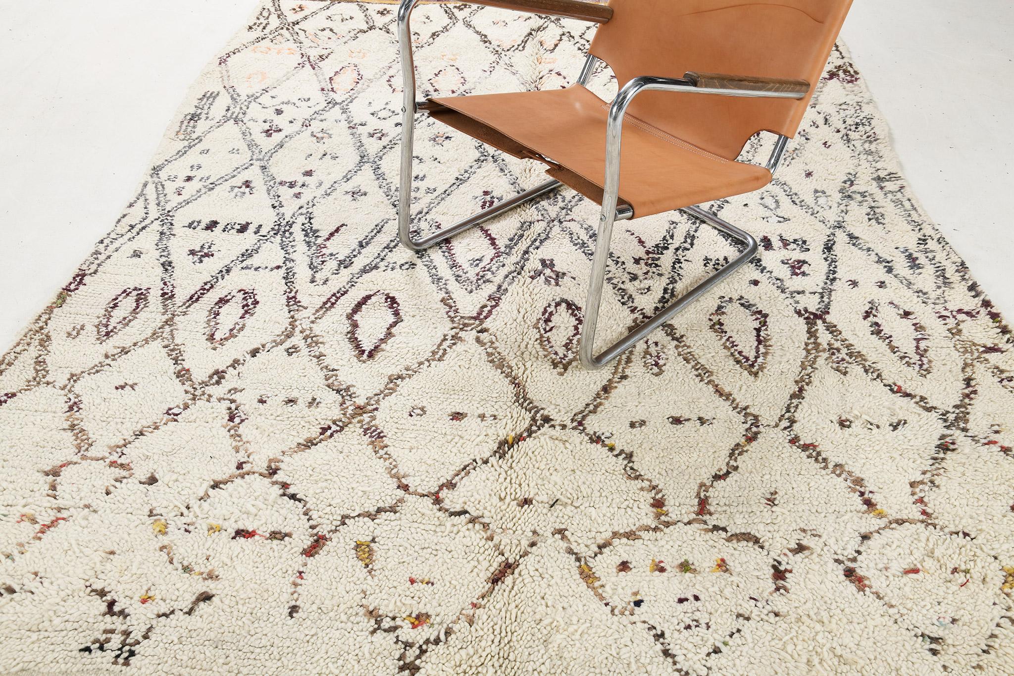 Mehraban Alfombra Vintage Marroquí de la Tribu Ourain en venta 11
