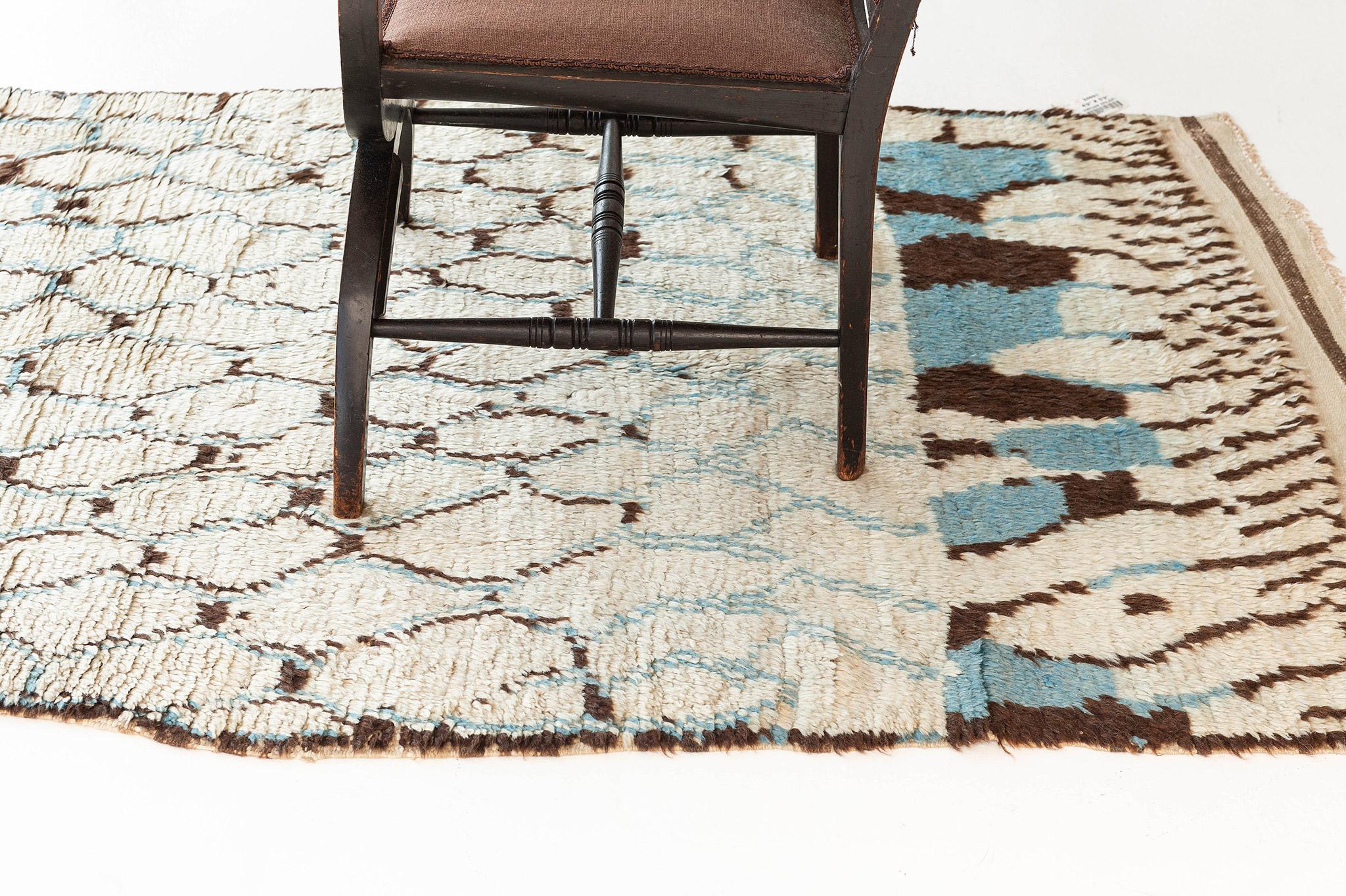 Mehraban Vintage Marokkanischer Teppich Azilal Tribe Atlas Kollektion im Zustand „Gut“ im Angebot in WEST HOLLYWOOD, CA