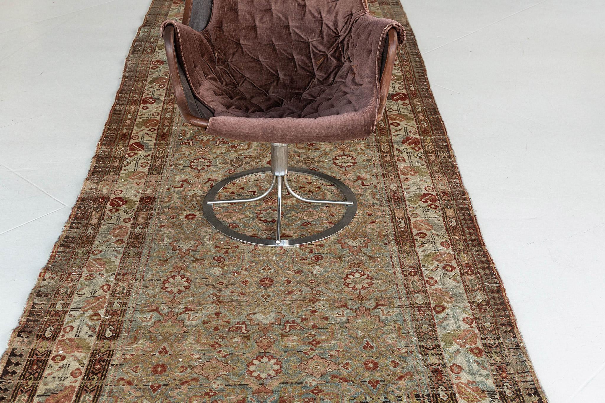 Mehraban Vintage Persian Hamedan 16665 In Good Condition For Sale In WEST HOLLYWOOD, CA